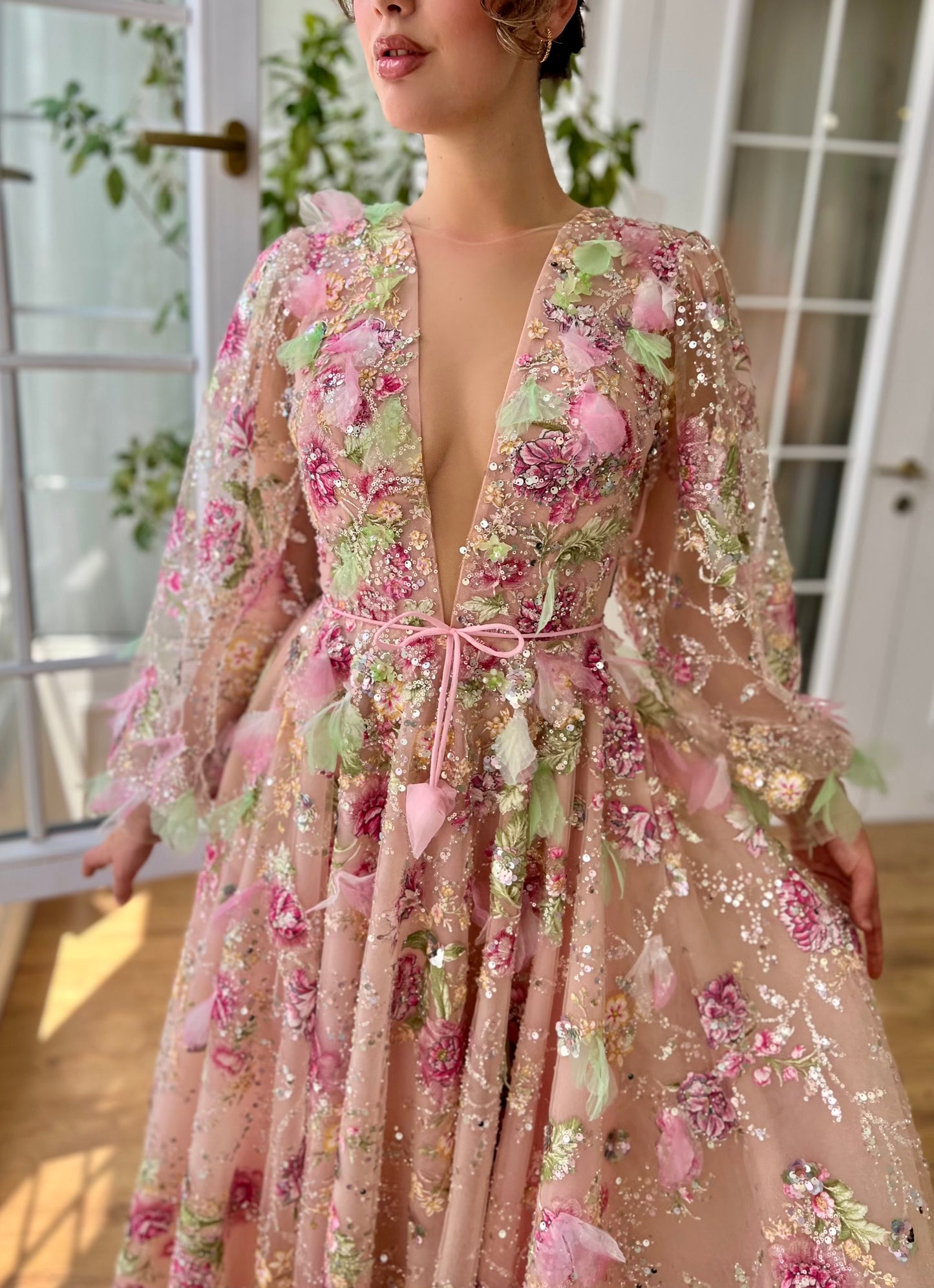 Pink A-Line Dress with v-neck, long sleeves and embroidery