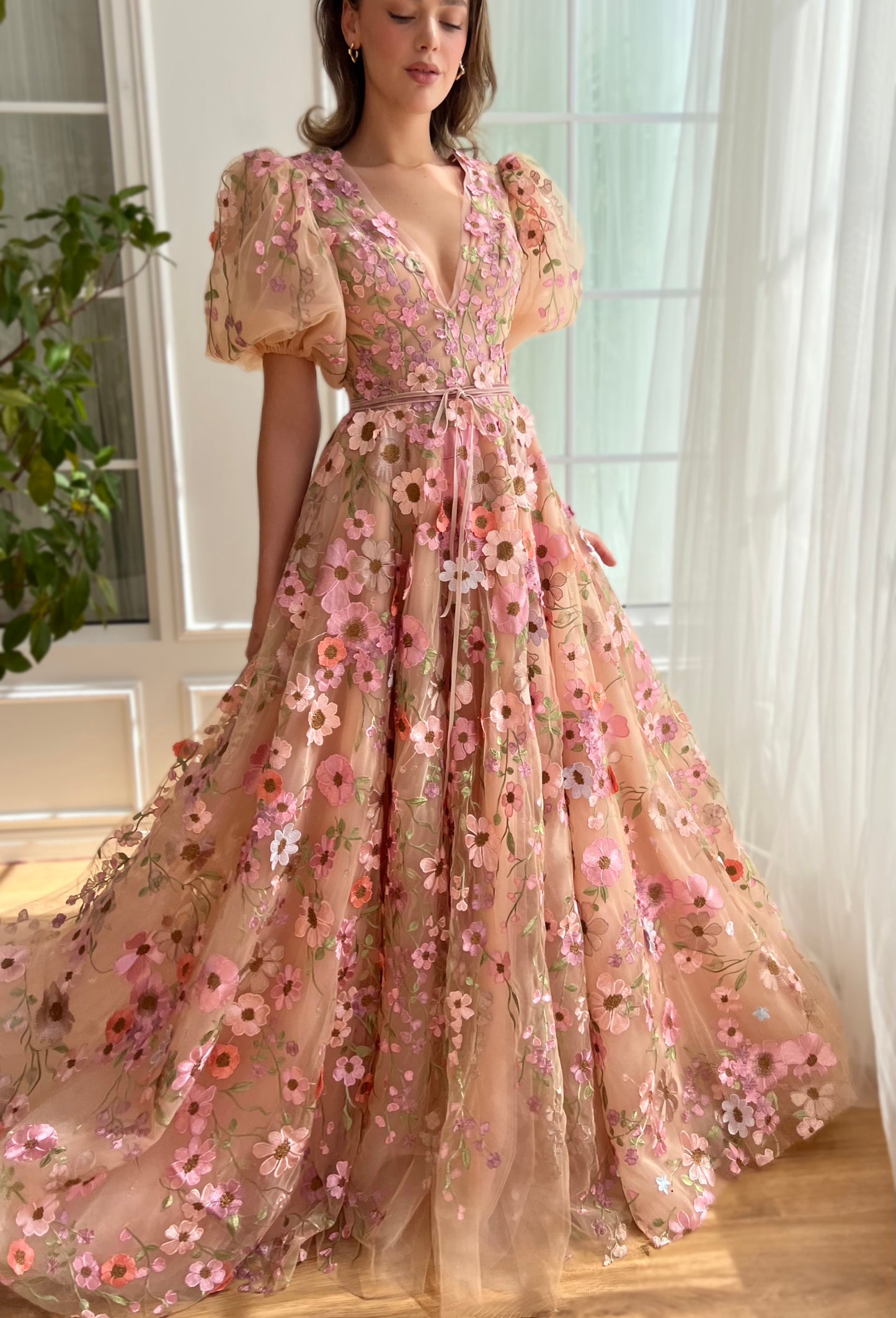 Pink A-Line dress with short sleeves, floral embroidery and v-neck