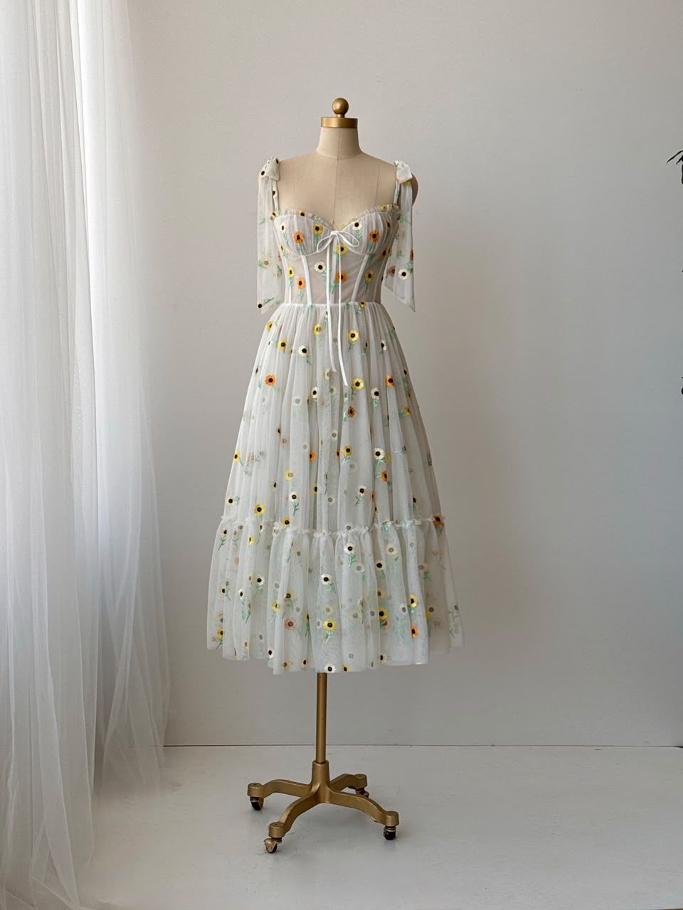 Chamomile Bouquet Dress– Teuta Matoshi