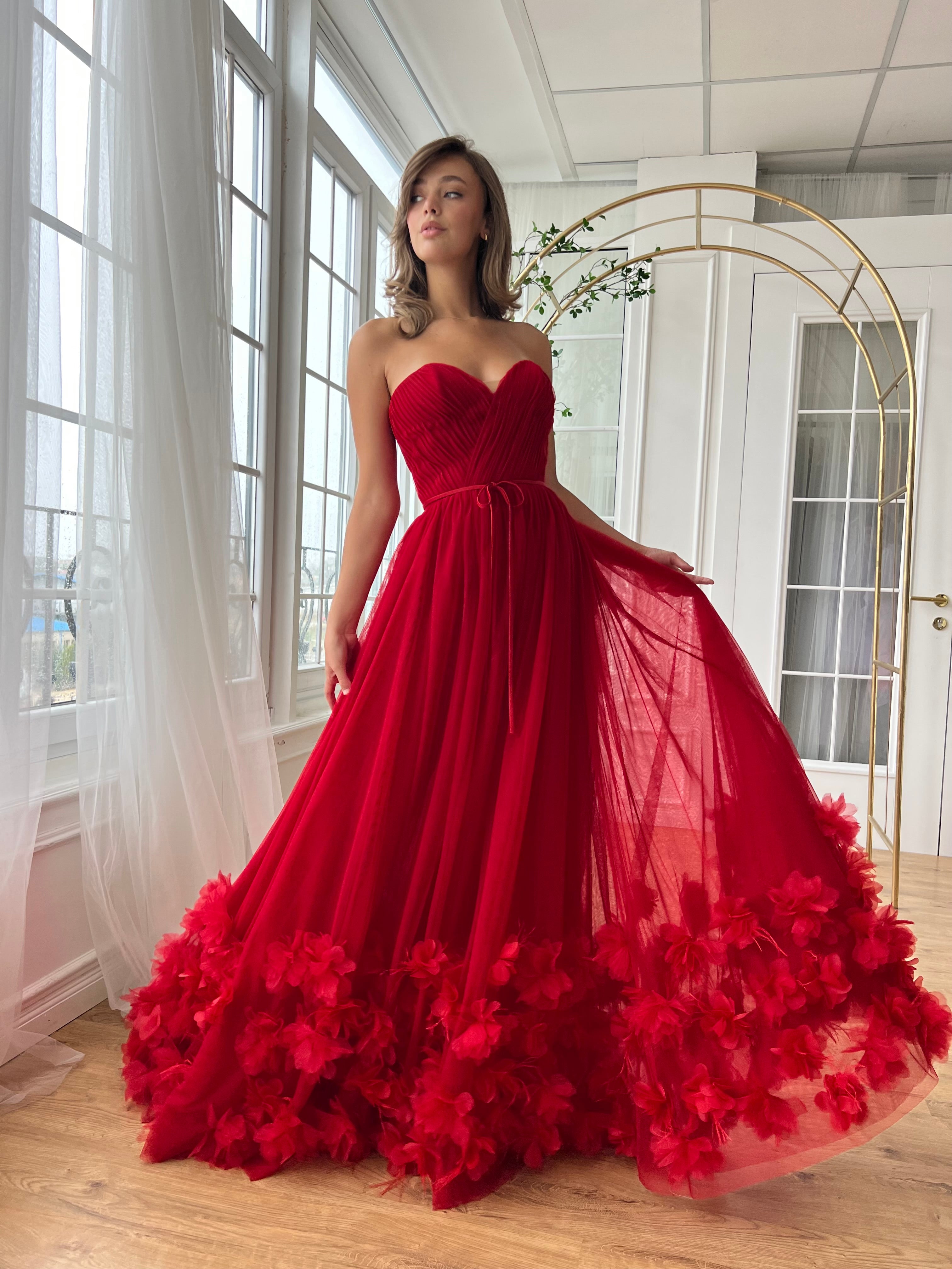 Fiery Rose Gown Teuta Matoshi Fiery Rose Gown Teuta Matoshi