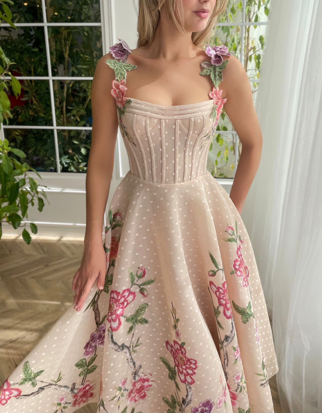 Midi dress with dotted fabric, embroidery and spaghetti straps