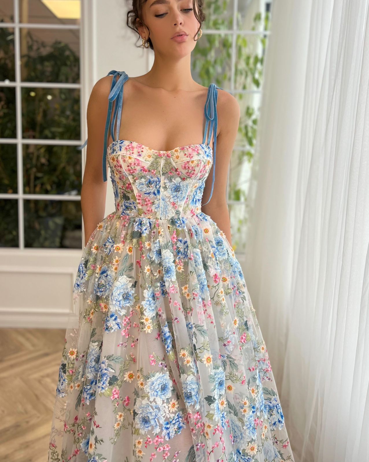 Colorful midi dress with spaghetti straps, floral and embroidery