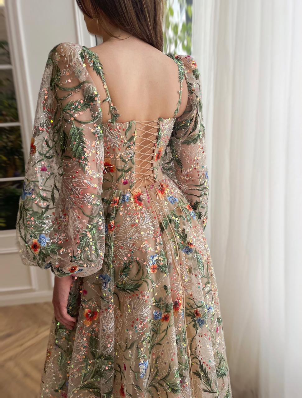 Colorful A-Line dress with long sleeves and embroidery