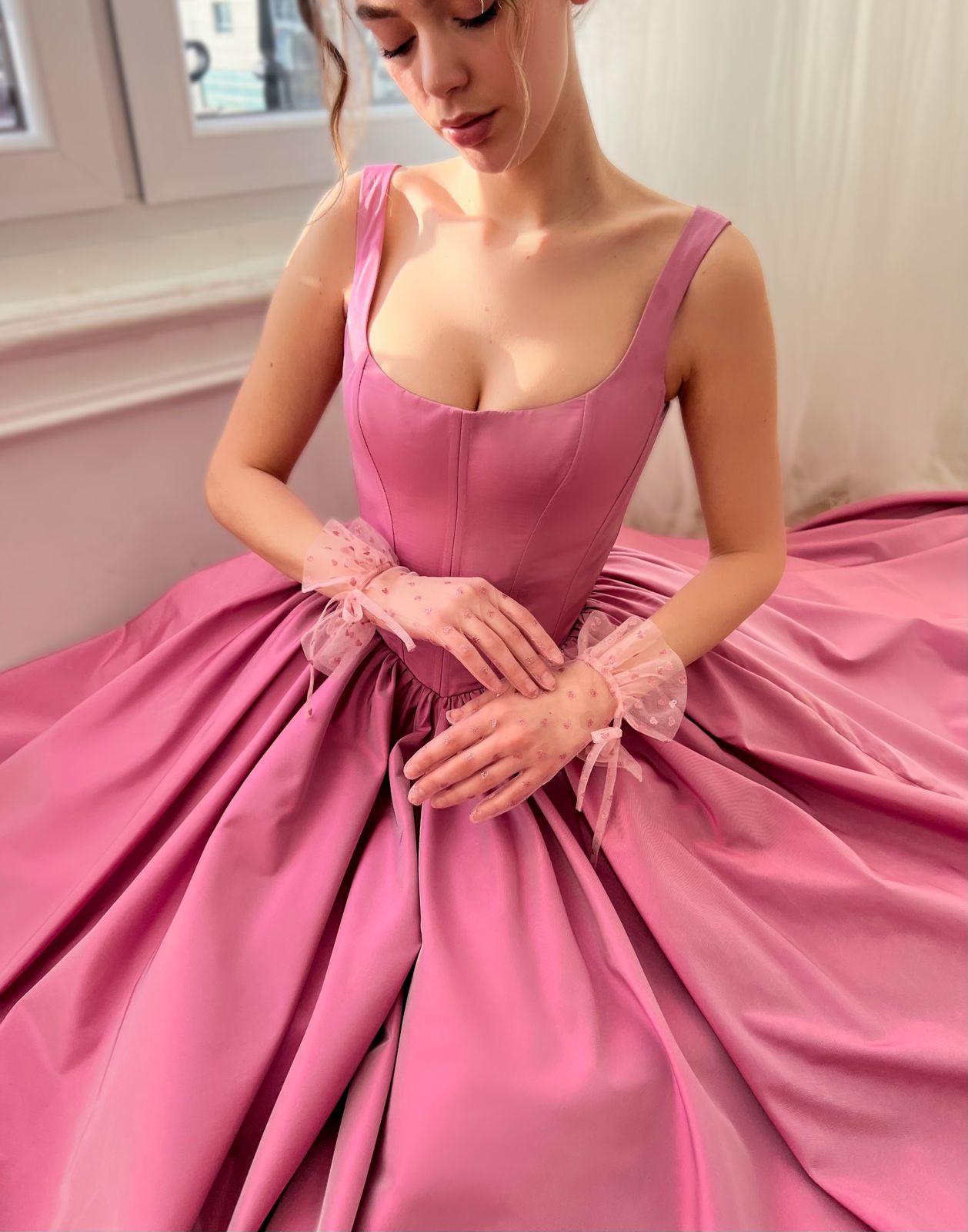 Pink A-Line dress with straps made from taffeta fabric