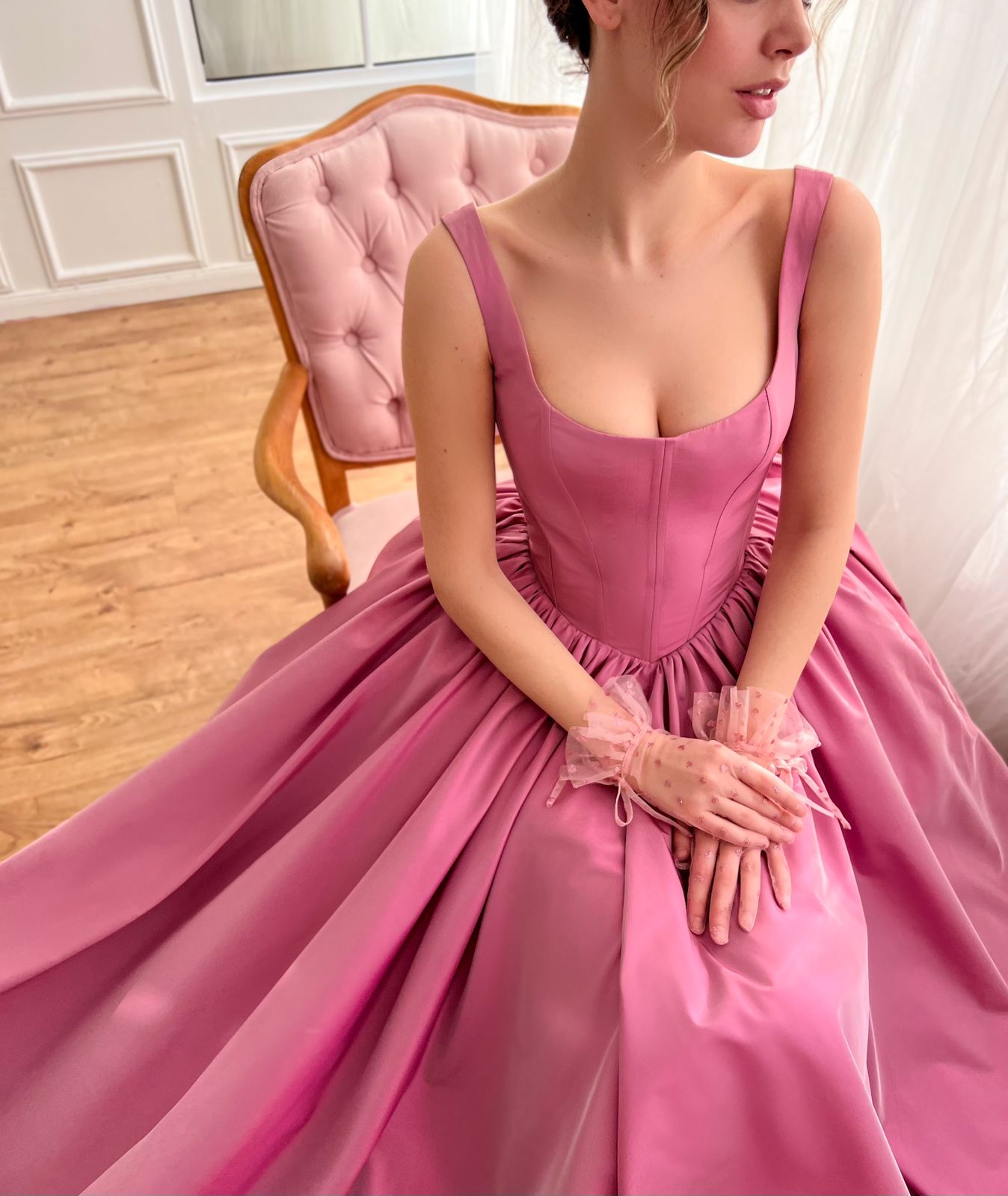 Pink A-Line dress with straps made from taffeta fabric