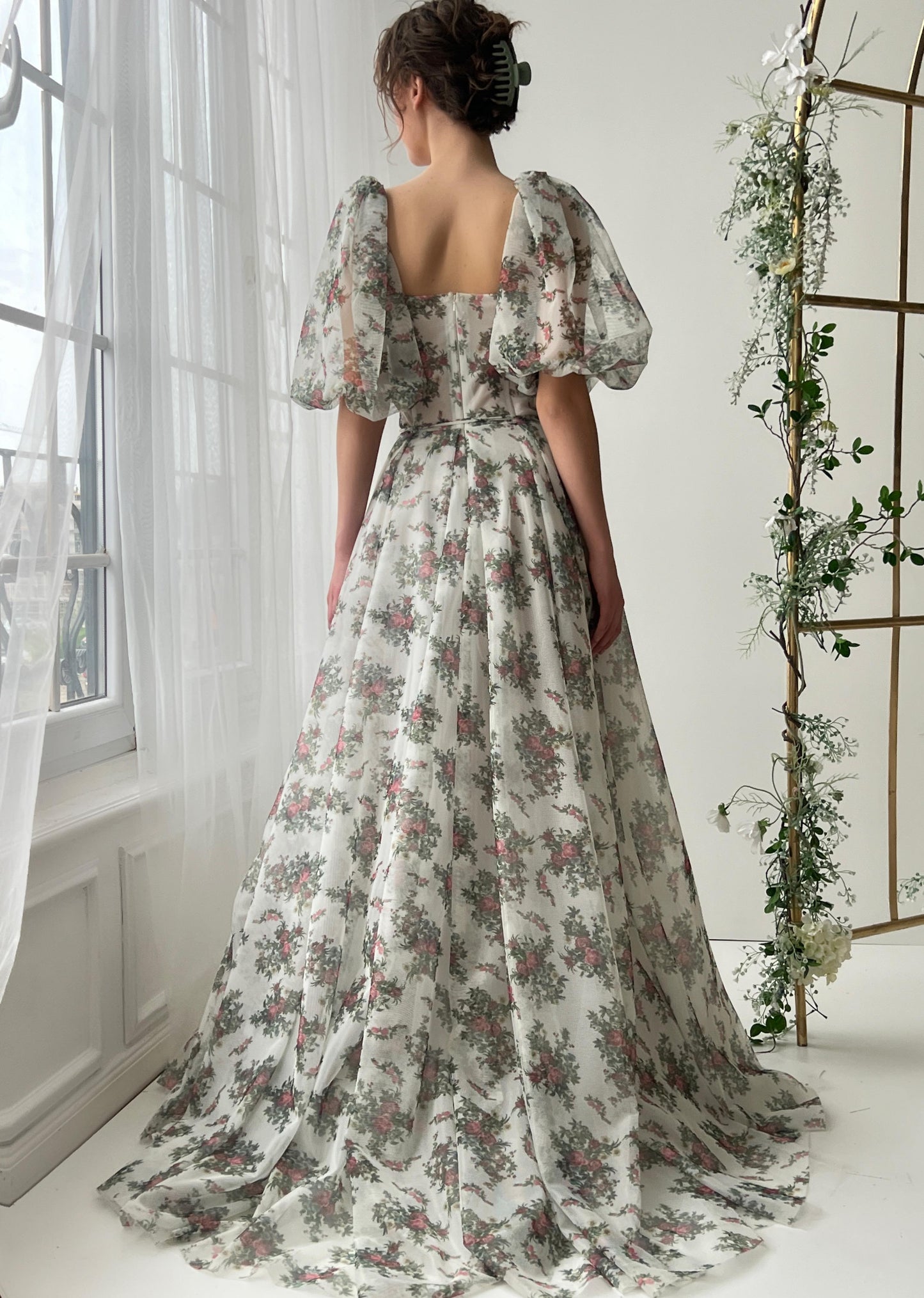 White and green A-Line dress with printed floral fabric and short sleeves