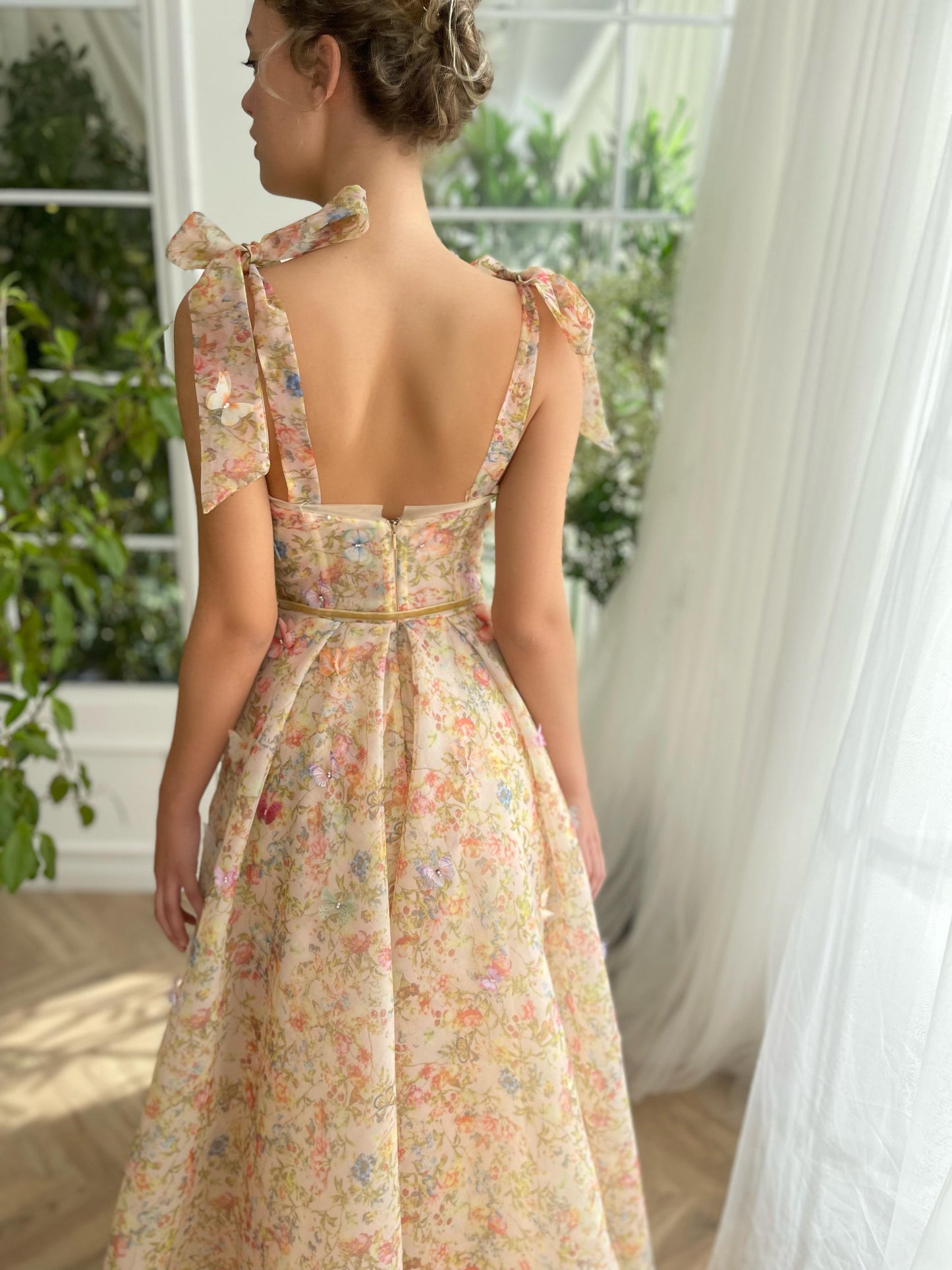 Butterfly Bow Gown - Teuta Matoshi