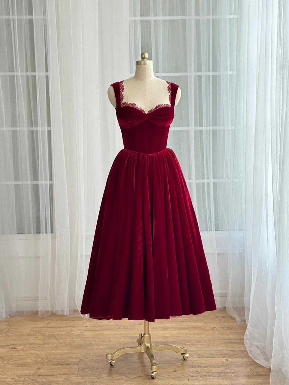 Red midi dress with straps and embroidered lace