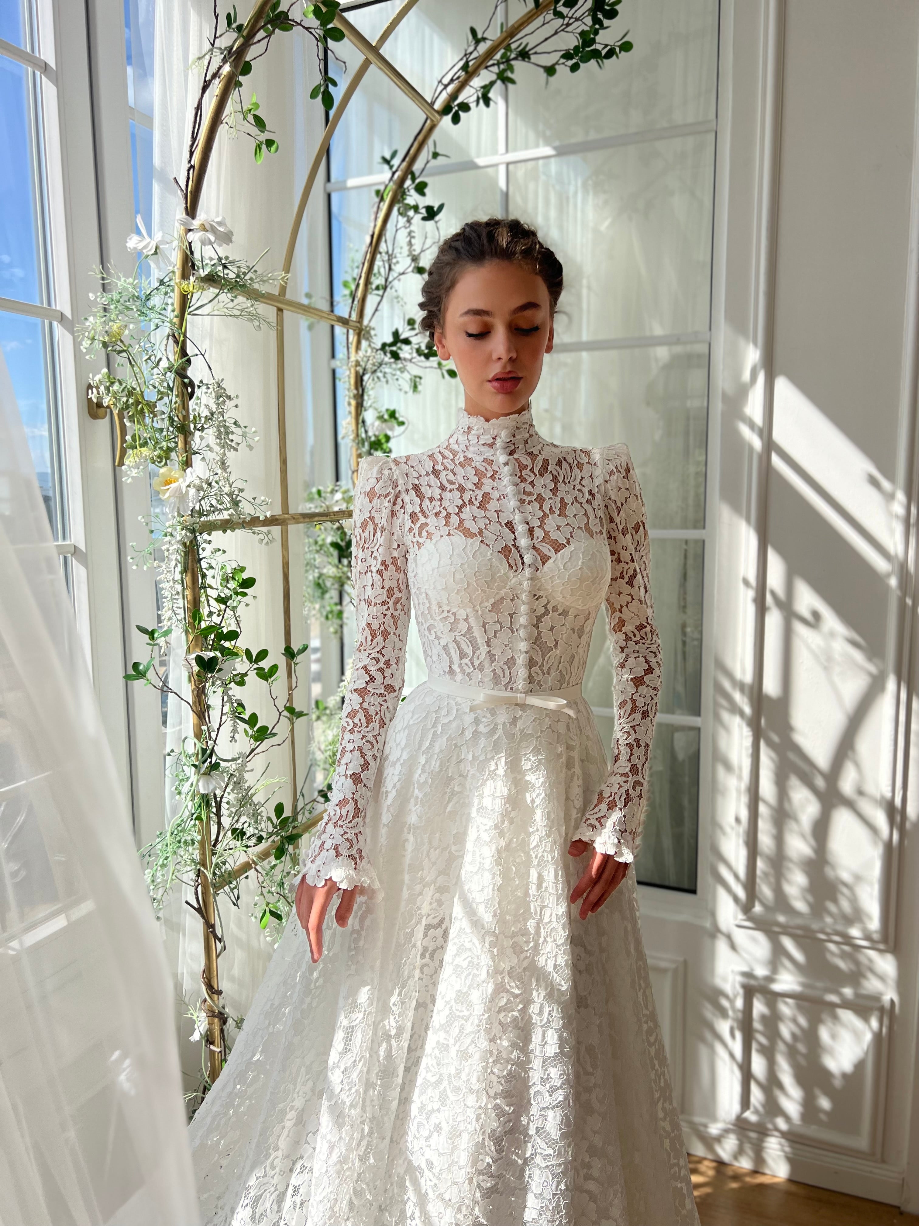 Soft Echoes of Lace Gown Teuta Matoshi Soft Echoes of Lace Gown Teuta Matoshi