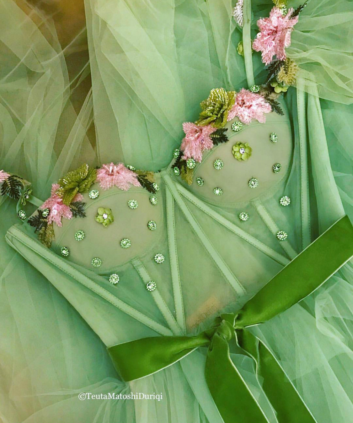 Green A-Line dress with short sleeves and embroidery