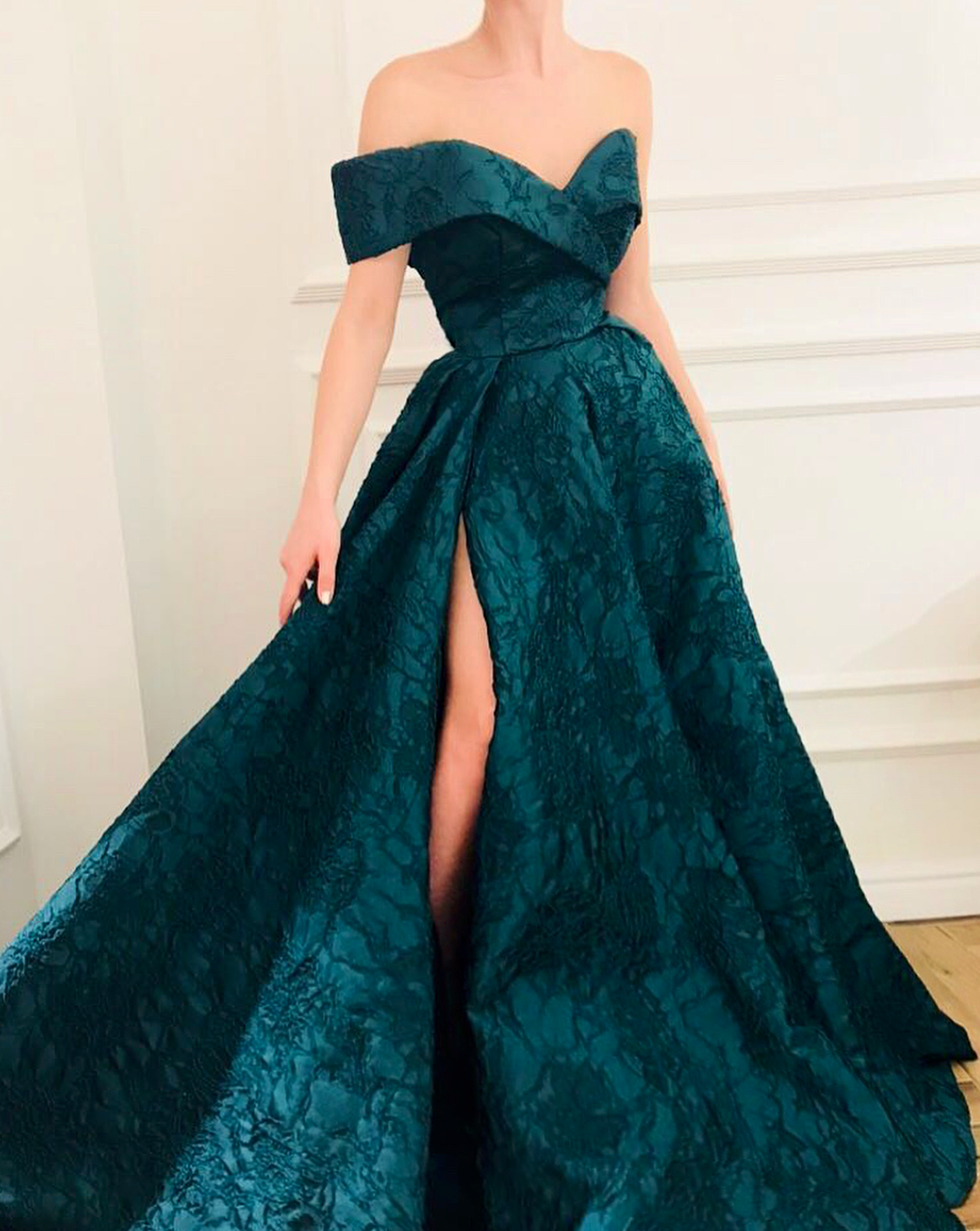 Green A-Line dress with slit and one off the shoulder sleeve