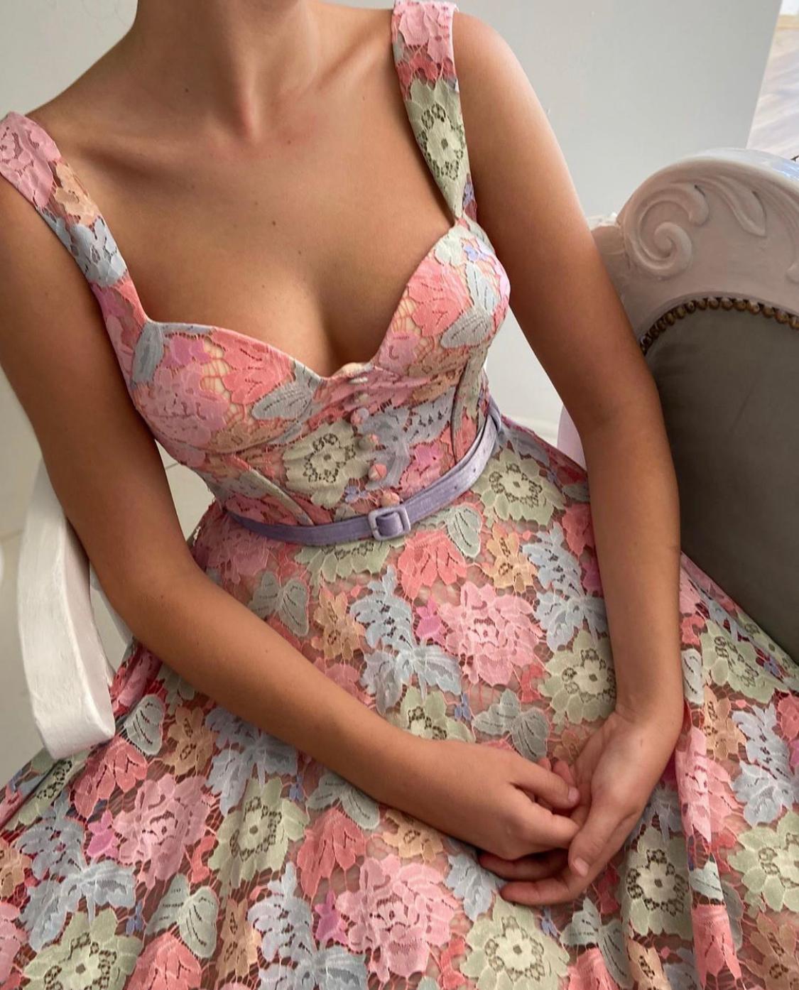 Colorful midi dress with straps and belt