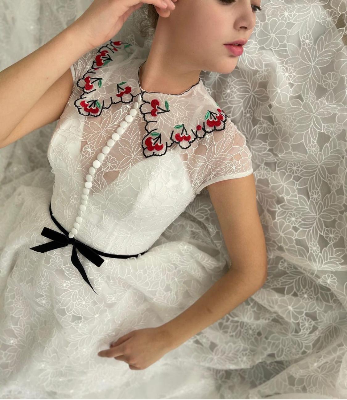 Midi white bridal dress with buttons, embroidered flowers and short sleeves