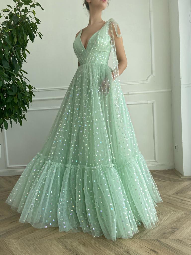 Green A-Line dress with straps, v-neck and hearty fabric