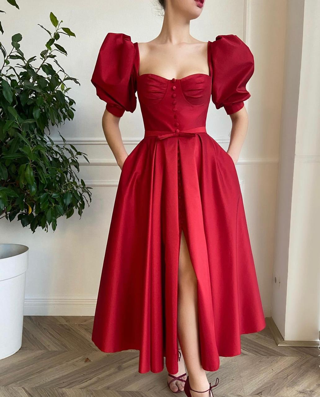 Red midi dress with short sleeves