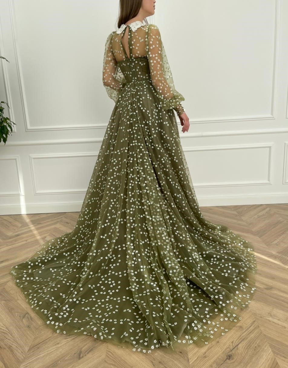 Green A-Line dress with long sleeves and daisies