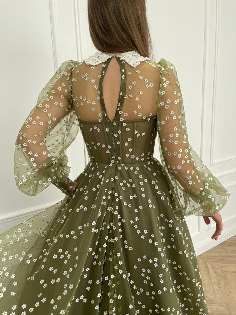 Green A-Line dress with long sleeves and daisies