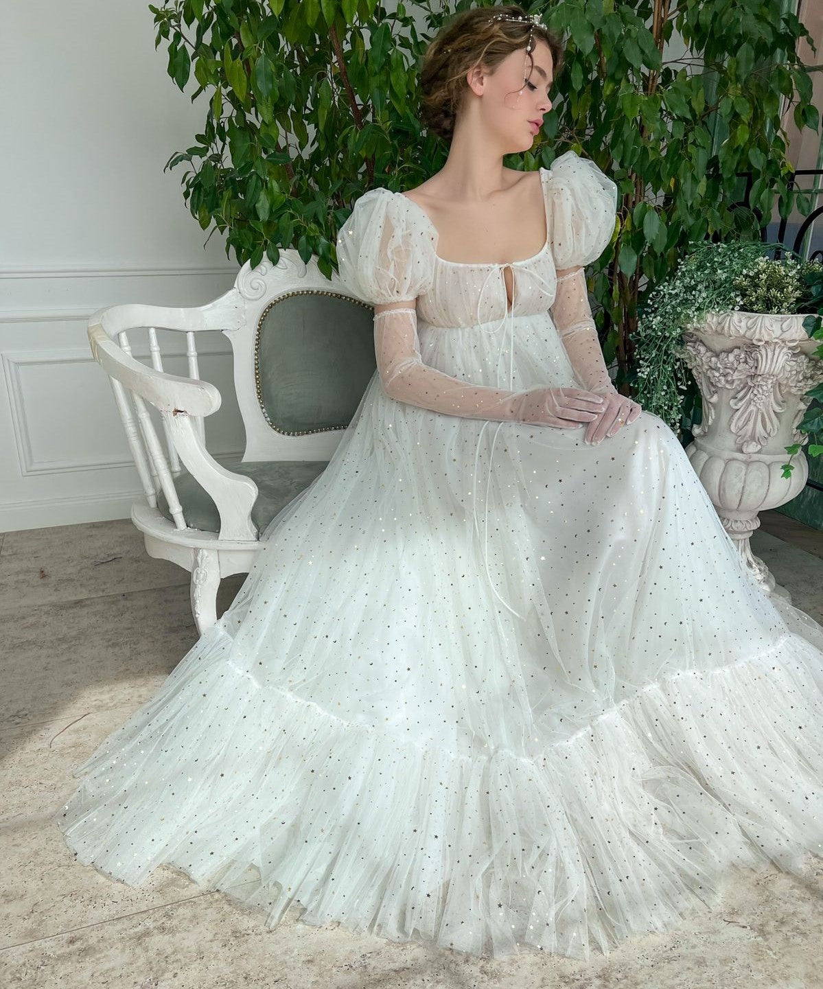 Sheath bridal dress with gold stars, cap sleeves and gloves