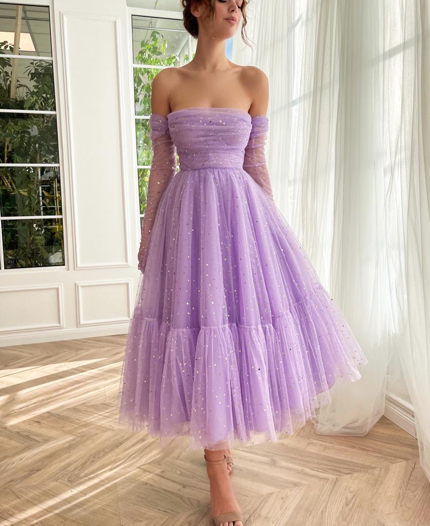 Purple midi dress with gloves and starry fabric