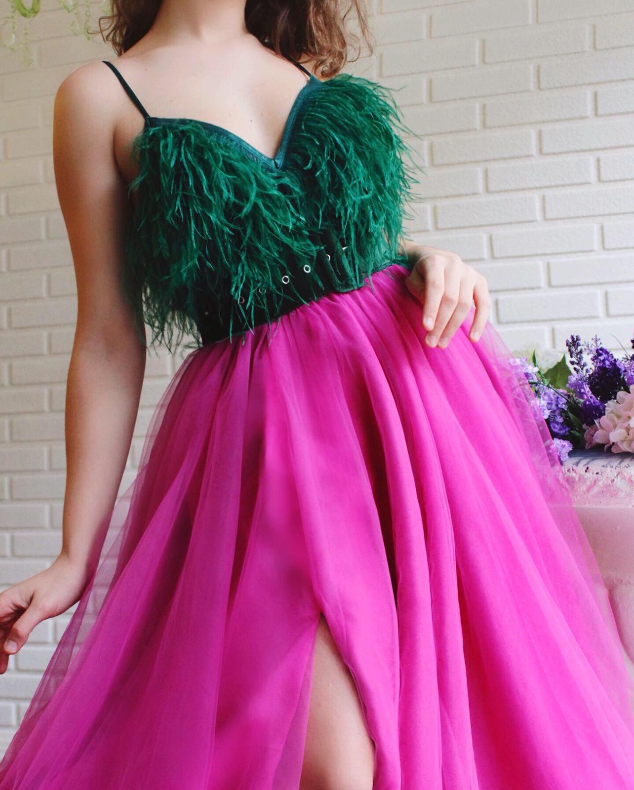 Purple and green A-Line dress with feathers and spaghetti straps