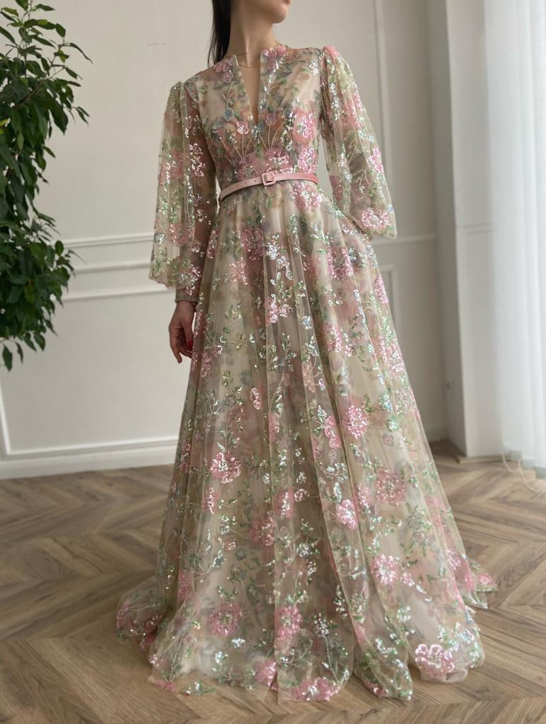 Colorful A-Line dress with belt and long sleeves