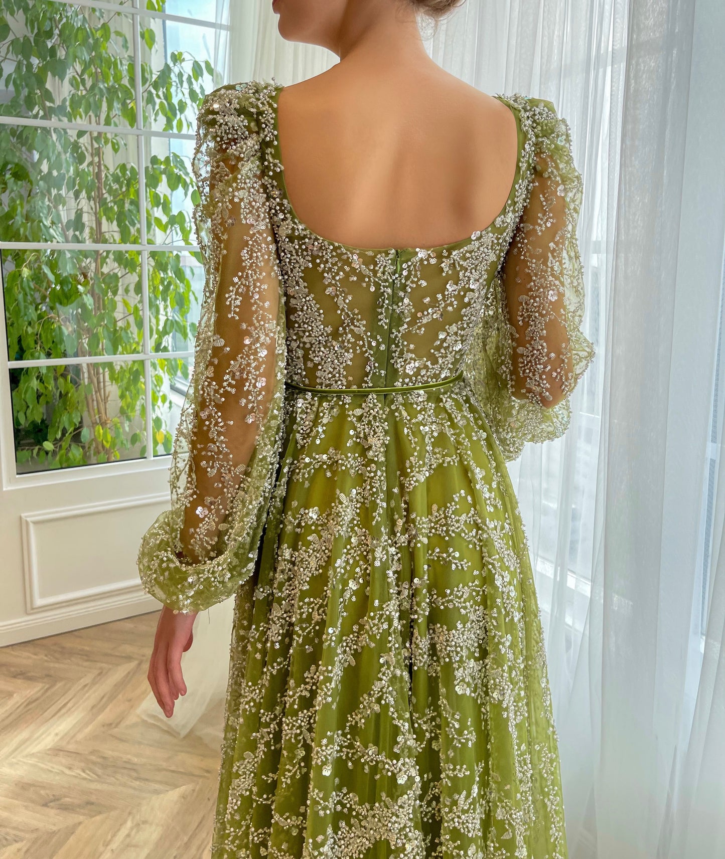 Green A-Line dress with long sleeves