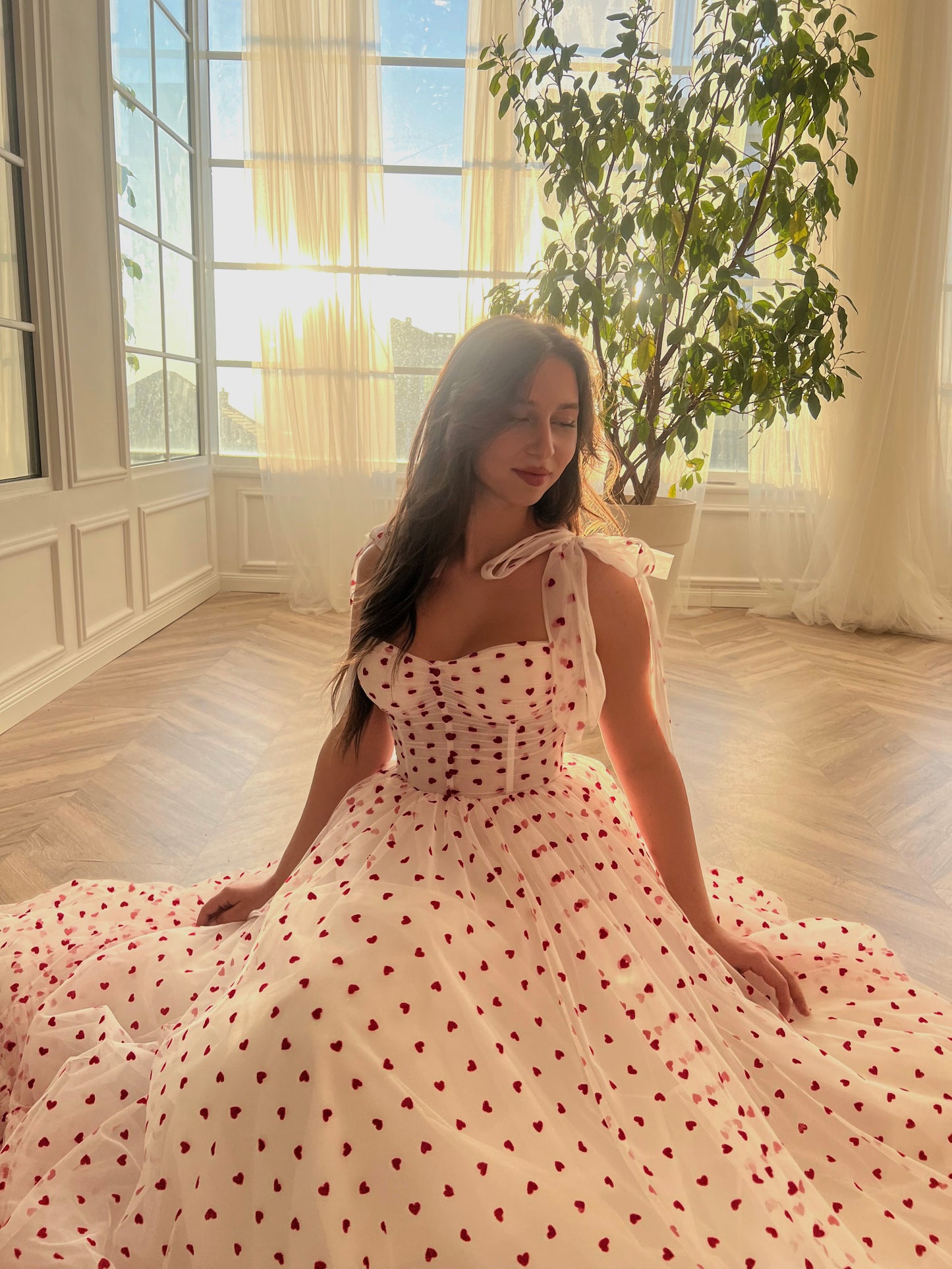 White A-Line dress with hearty print and bow straps
