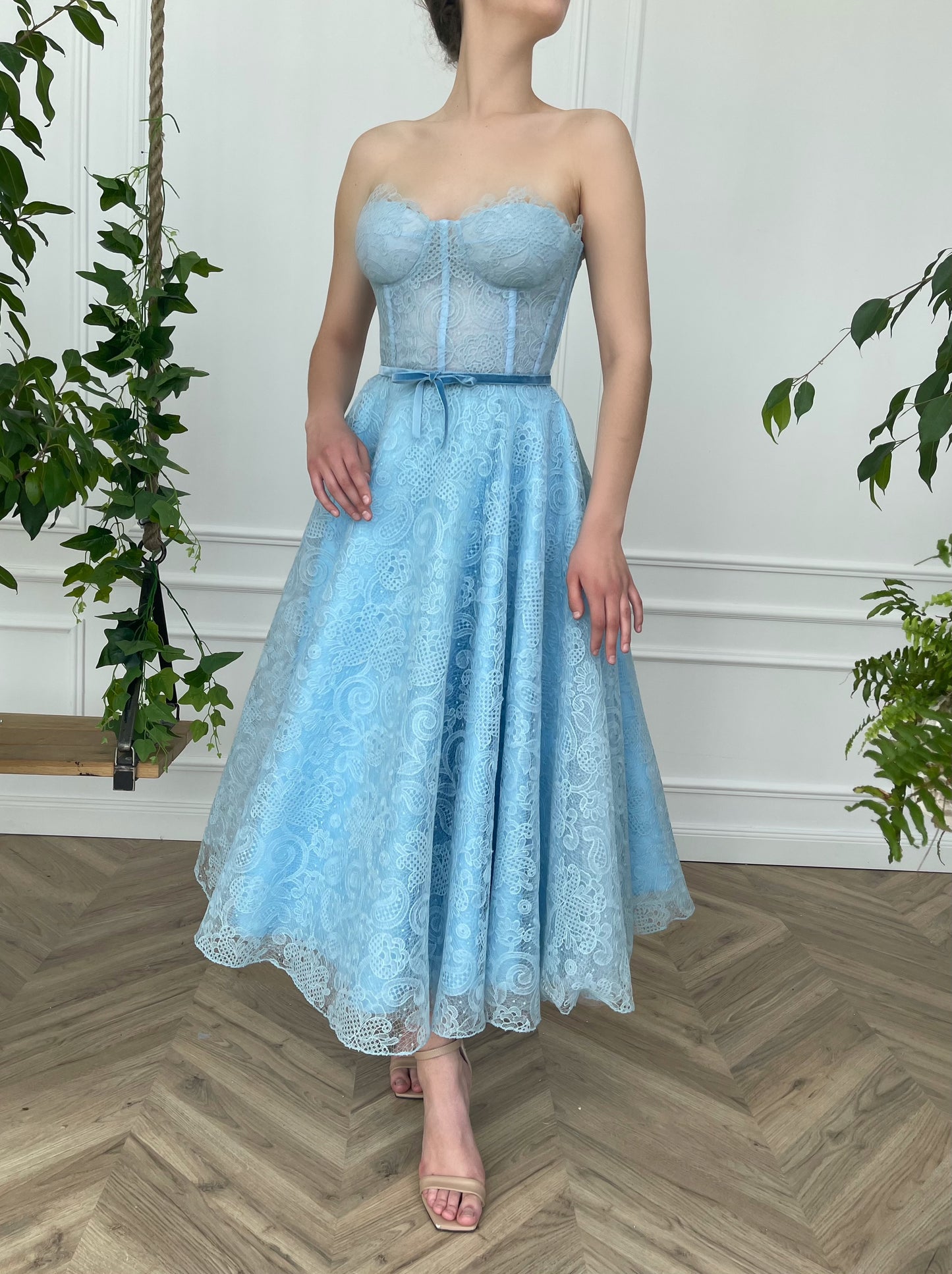 Blue midi dress with no sleeves