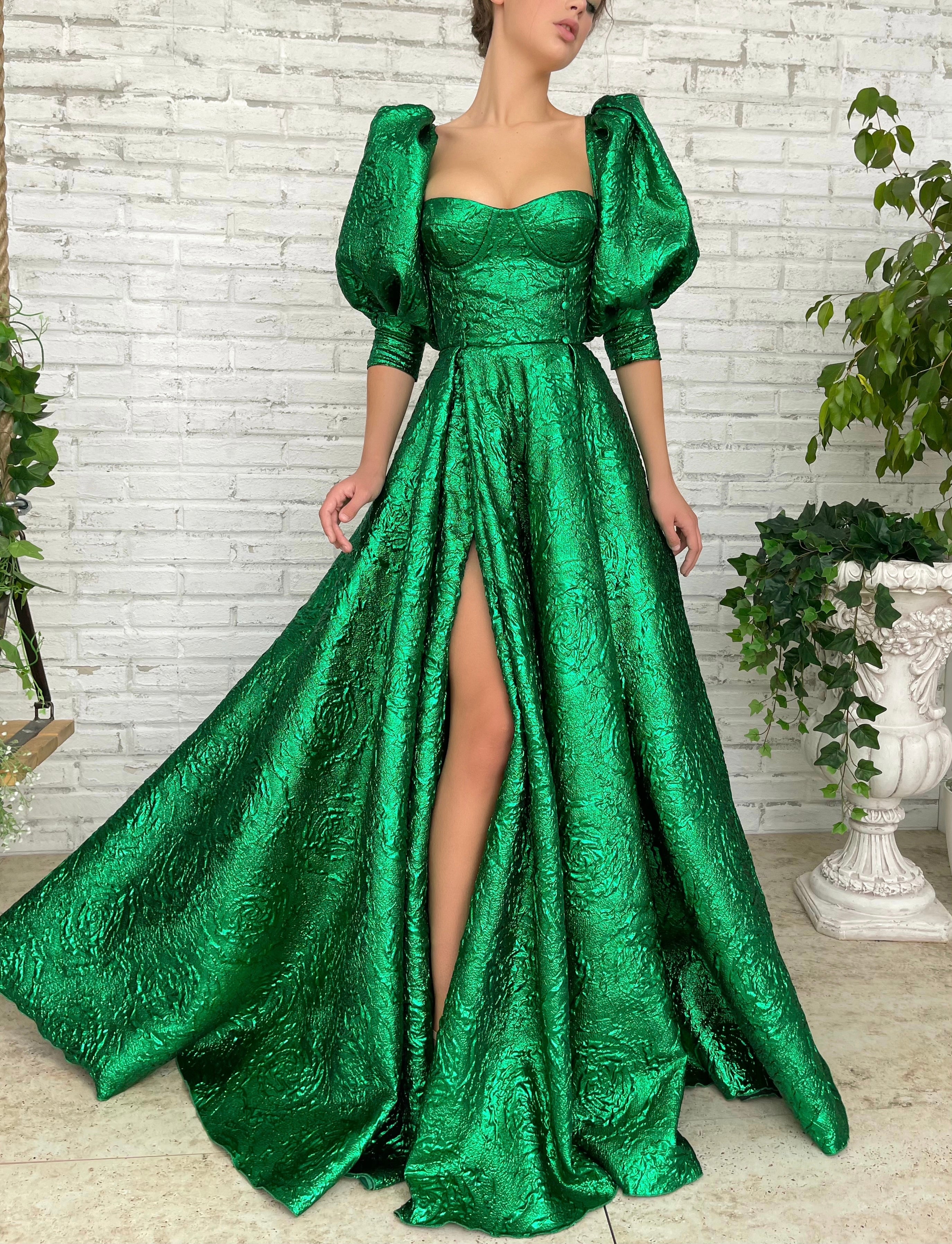 Green A-Line dress with short puff sleeves