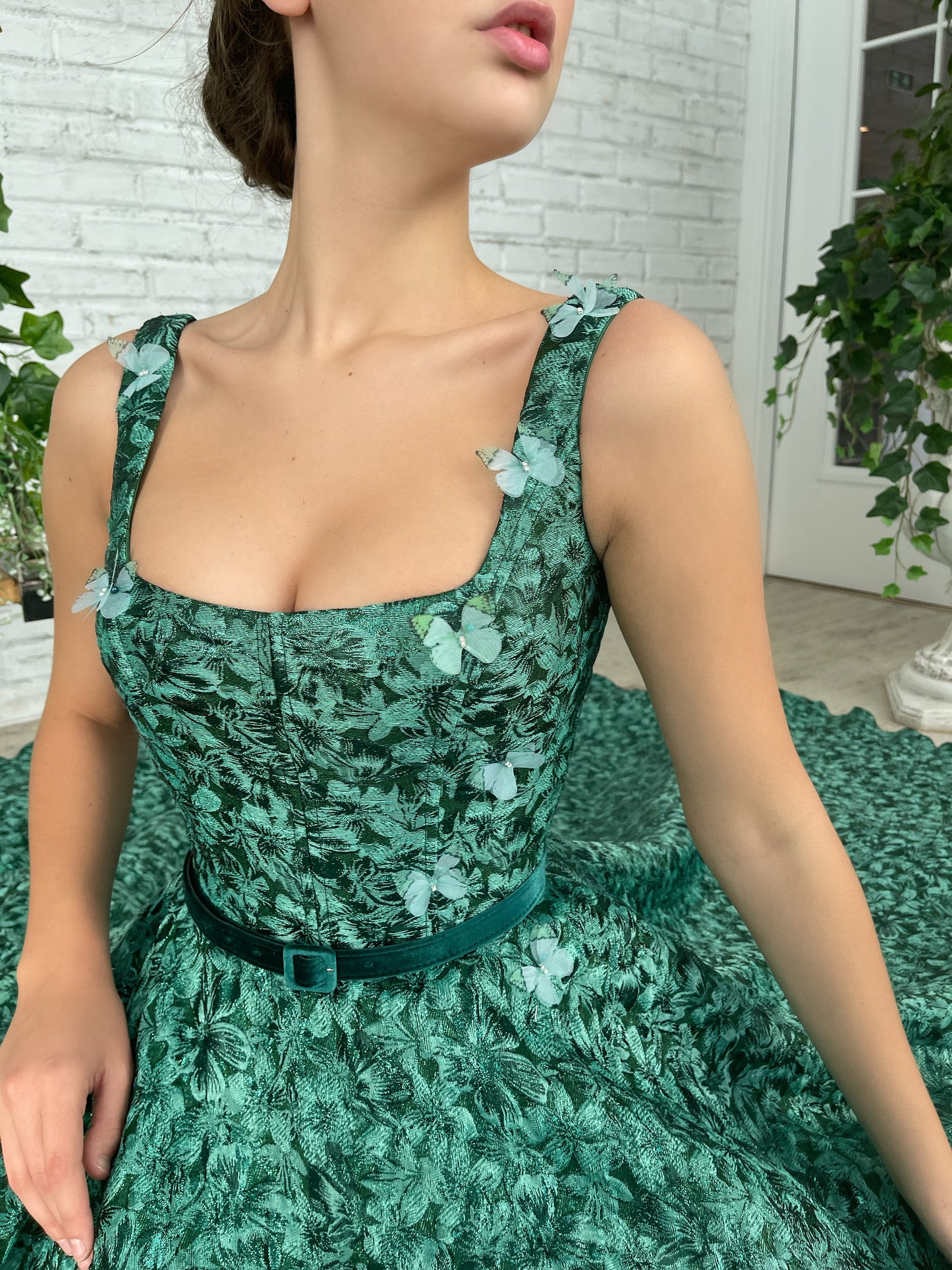 Green A-Line dress with straps, embroidery and belt