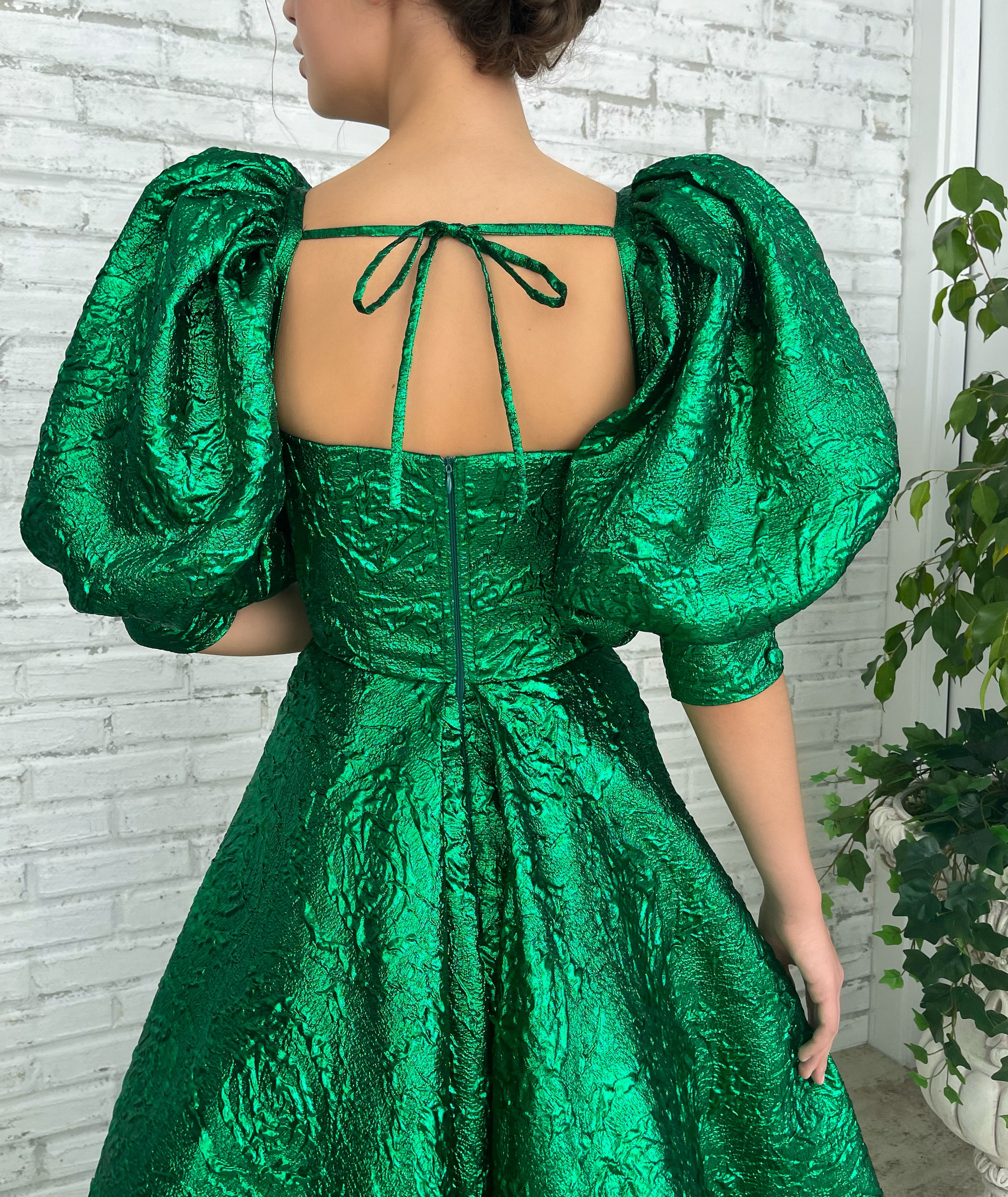 Green A-Line dress with short puff sleeves