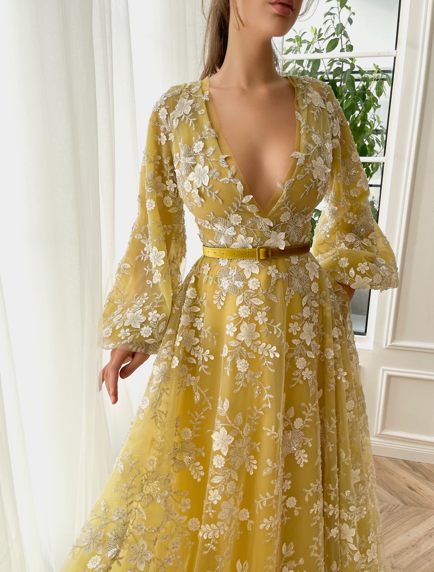 Yellow A-Line dress with belt, v-neck, embroidery and long sleeves