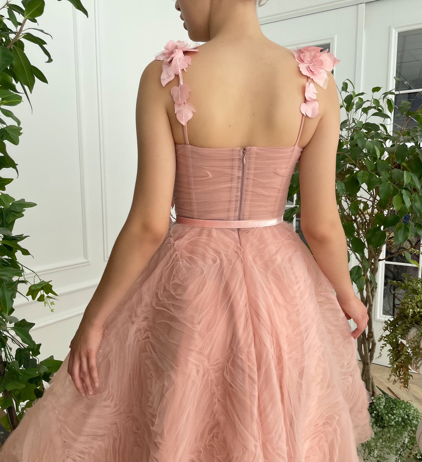 Pink midi dress with belt, embroidery and straps