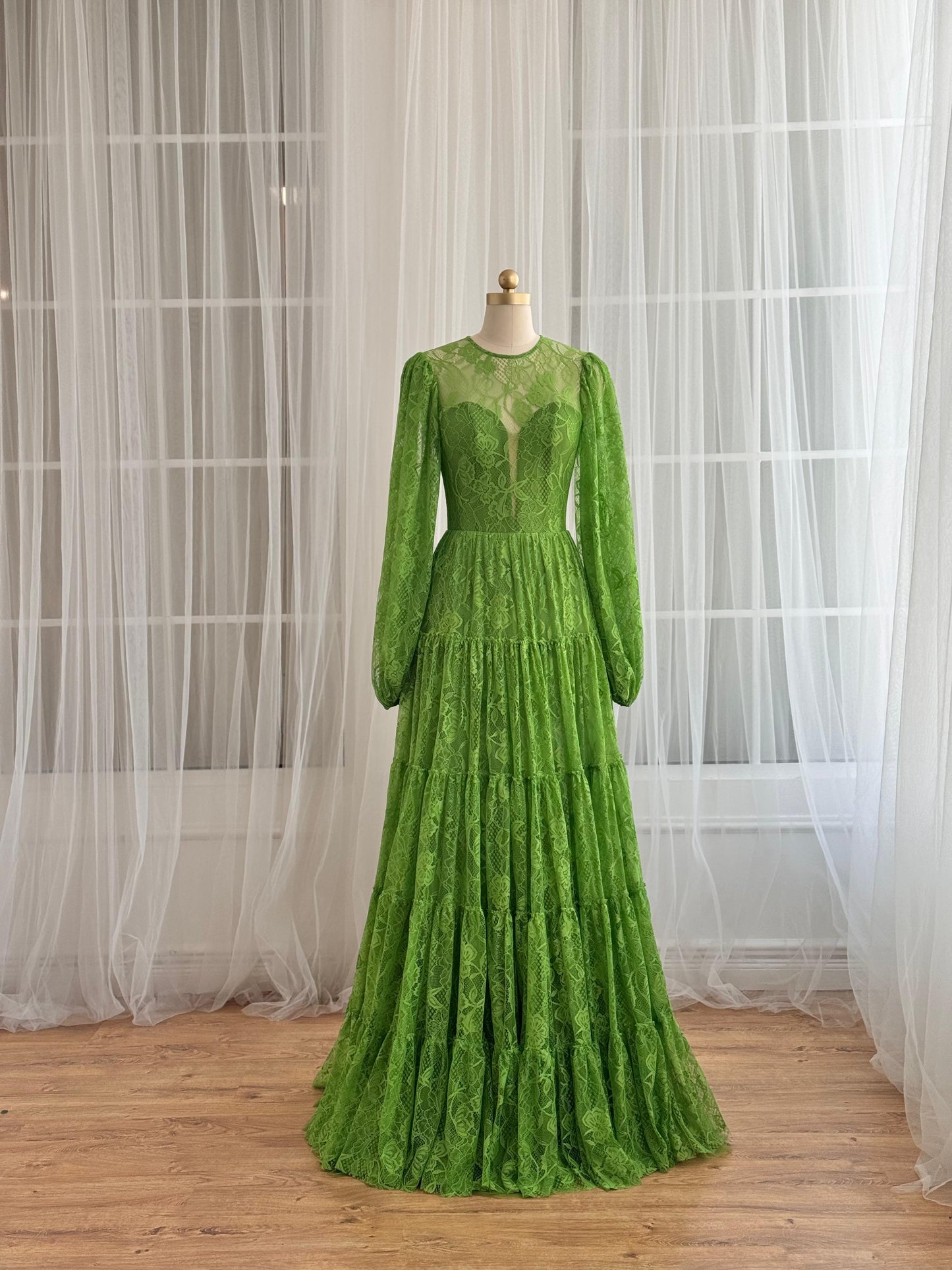 Green A-Line dress with lace and long sleeves