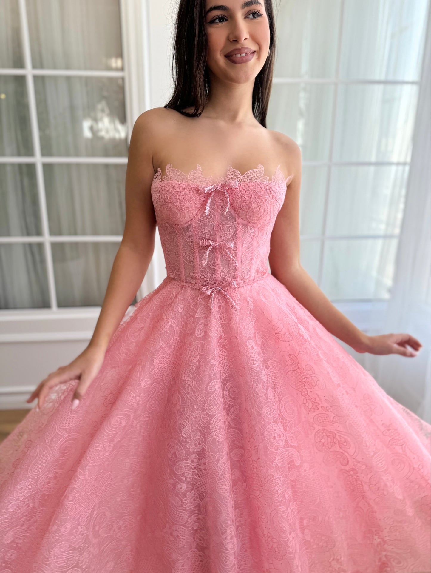 Pink midi dress with no sleeves