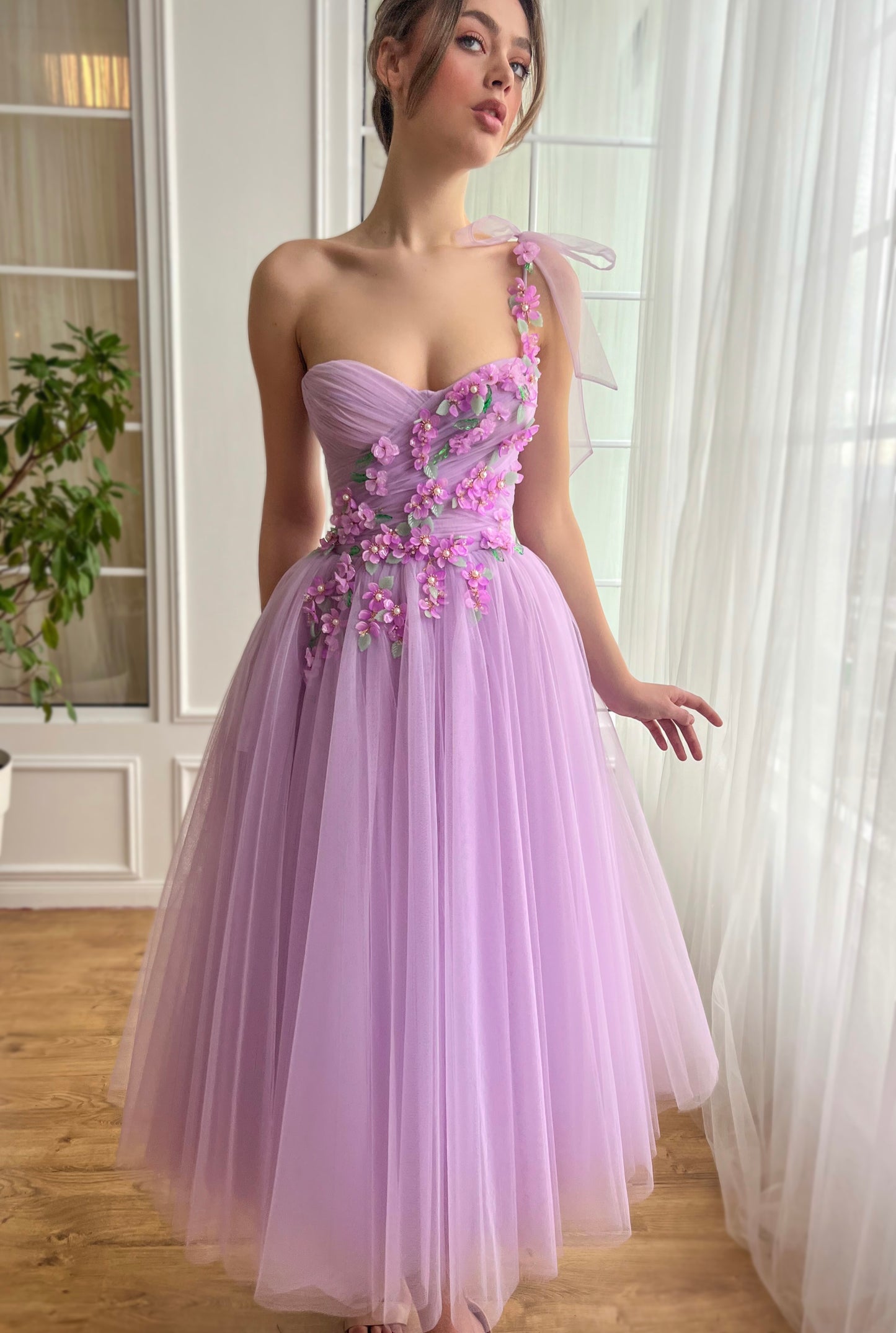 Purple midi dress with one shoulder strap and embroidered flowers