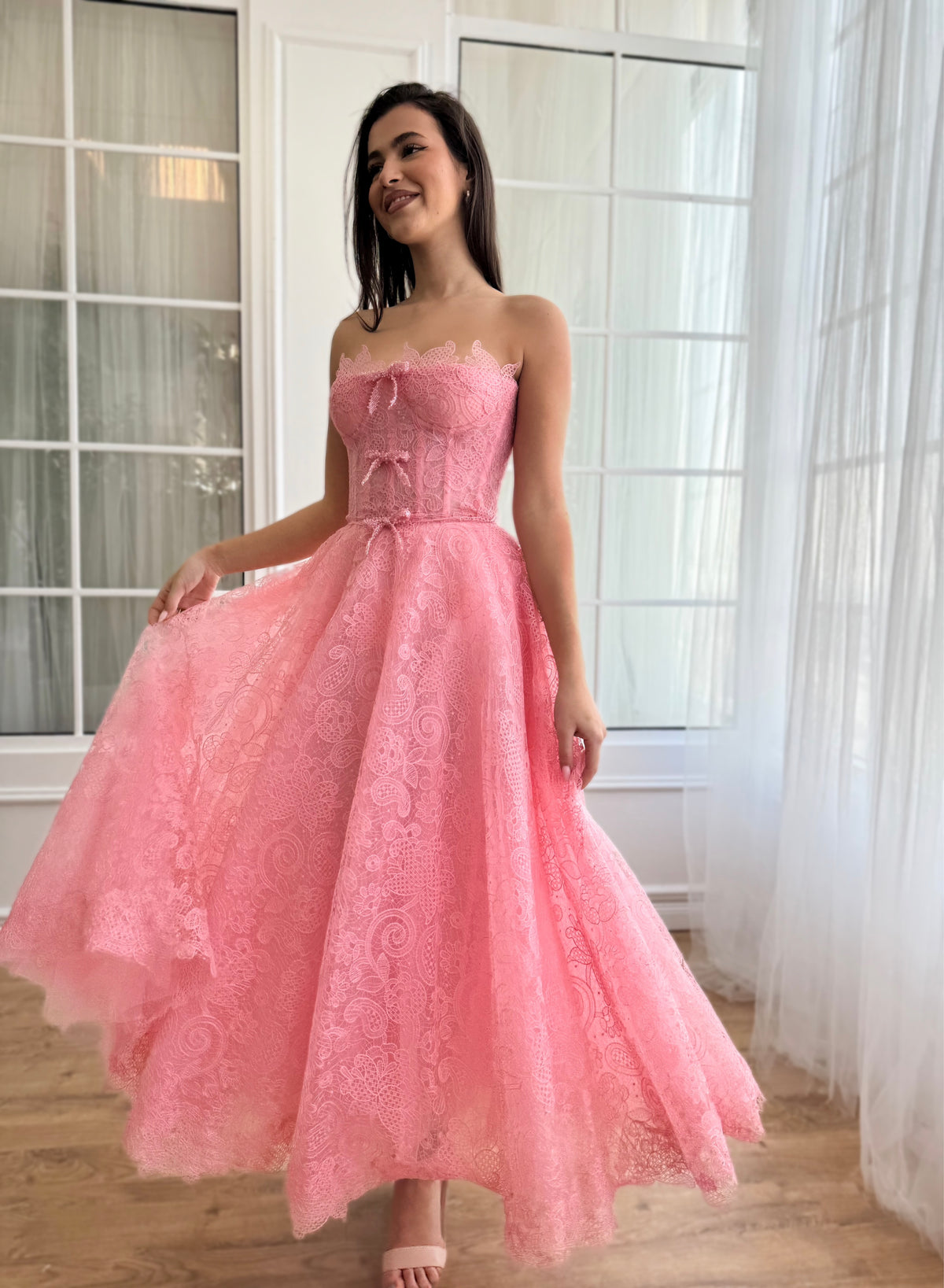Pink midi dress with no sleeves