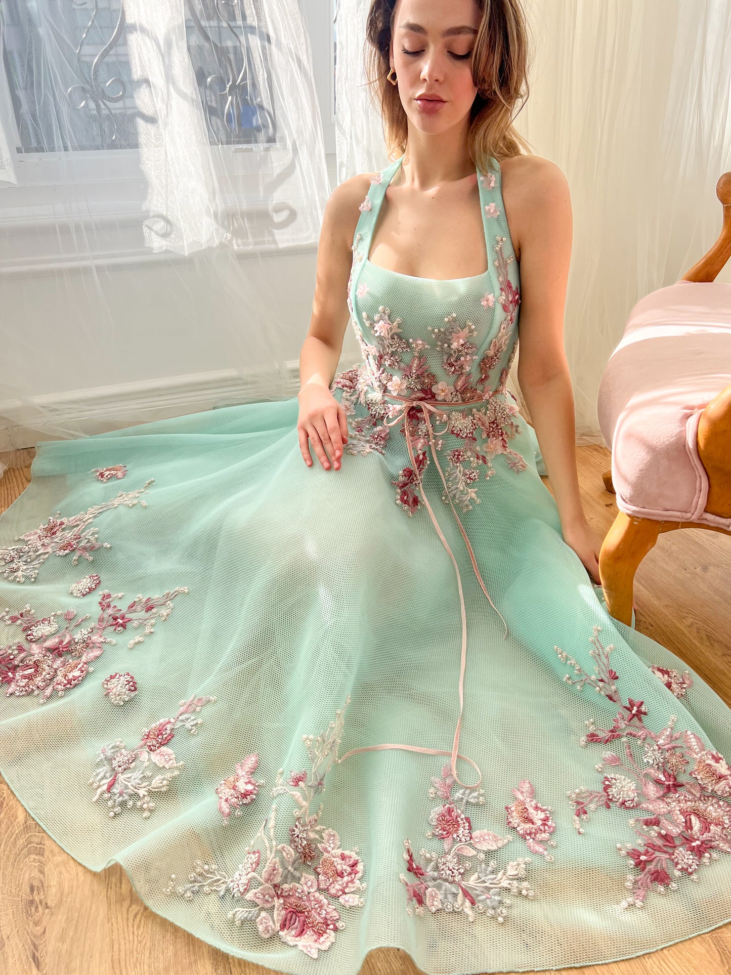 Blue midi dress with straps and pink embroidery