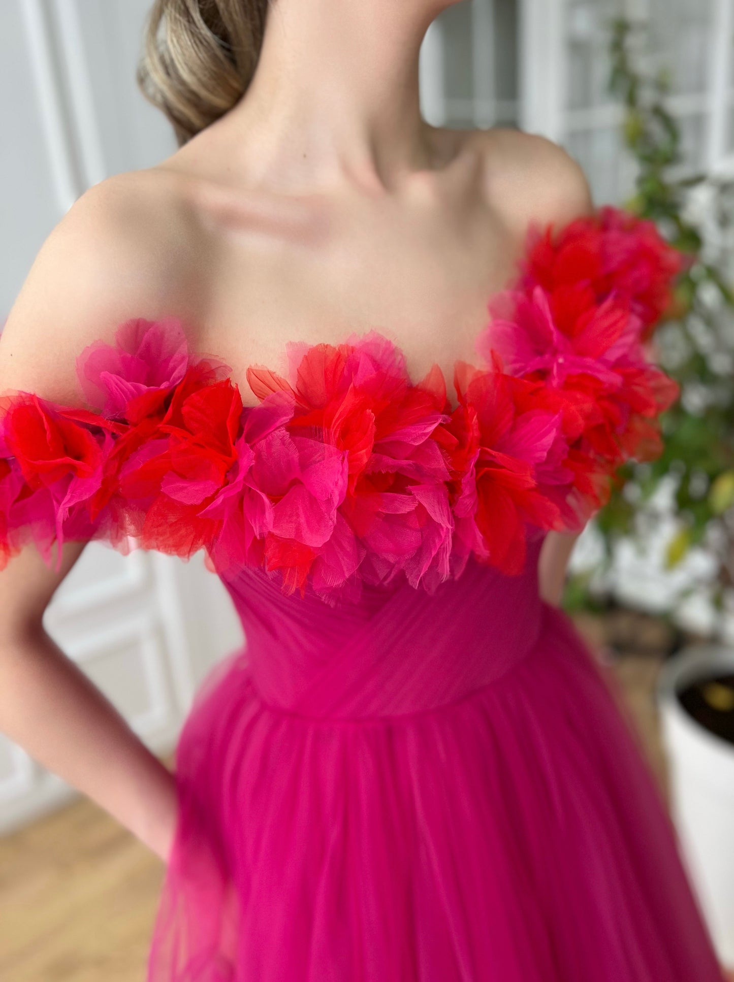 Pink midi dress with off the shoulder sleeves and embroidery