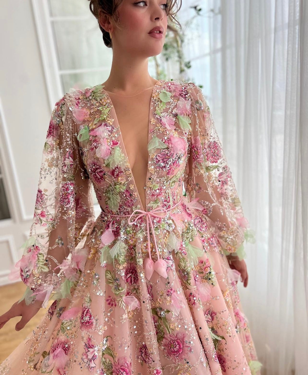 Pink A-Line Dress with v-neck, long sleeves and embroidery