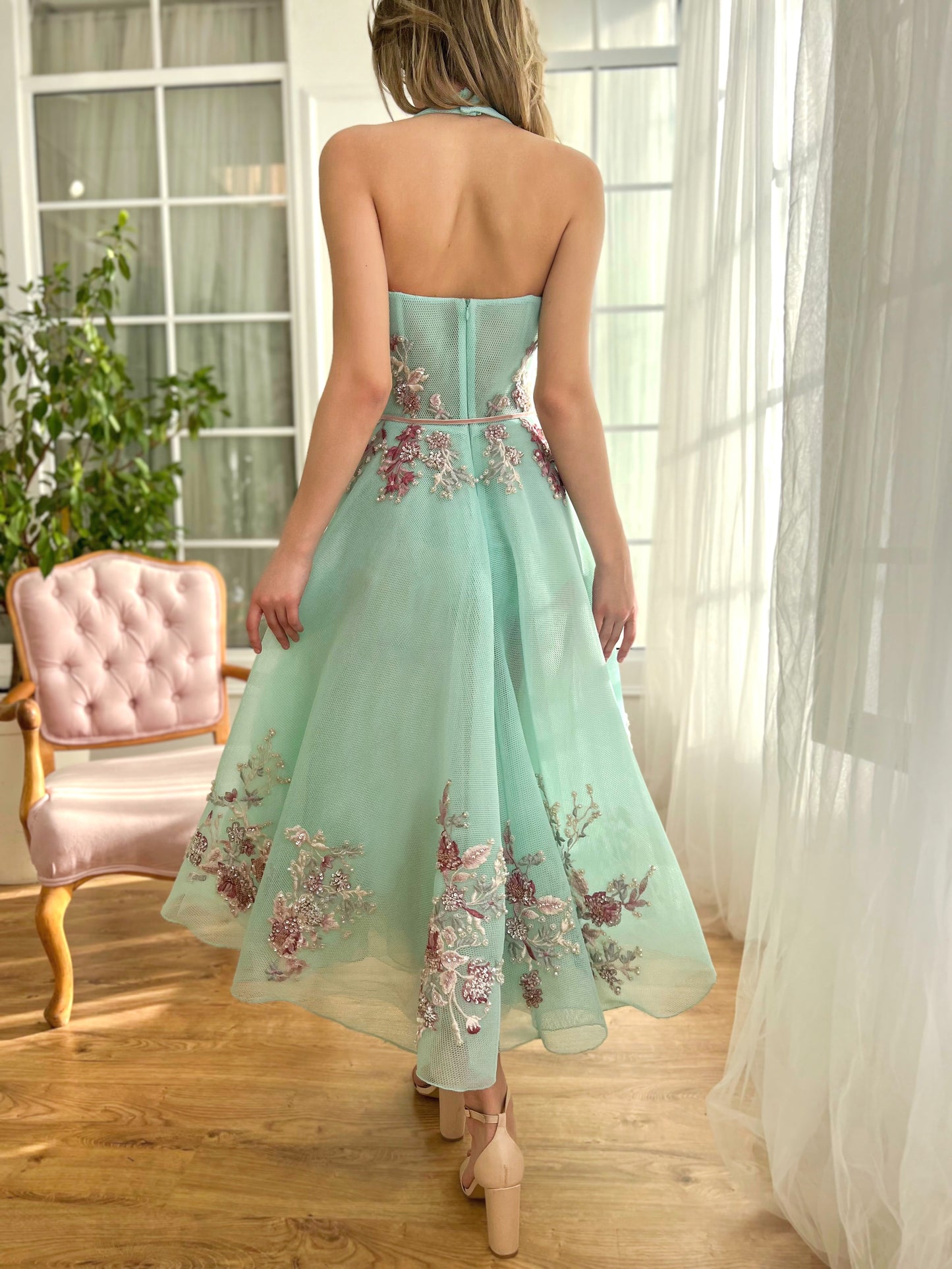 Blue midi dress with straps and pink embroidery