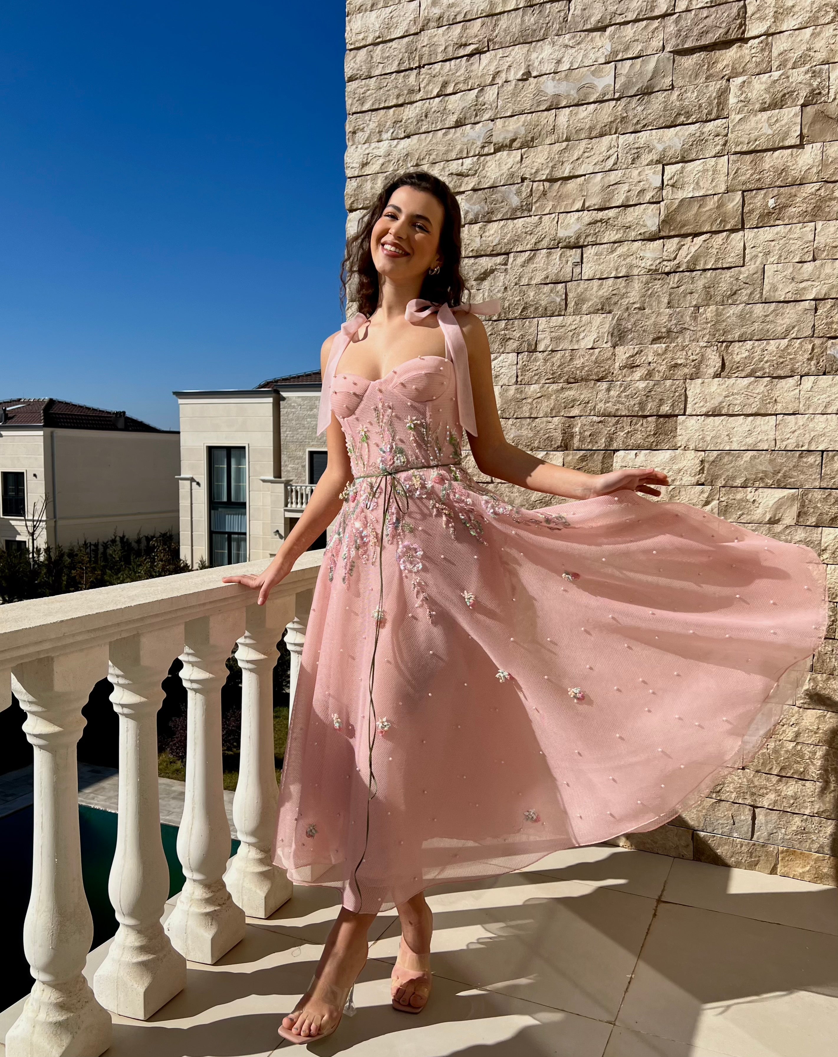 enchanted castle midi dress pink Enchanted Floral Midi Dress - Light Pink