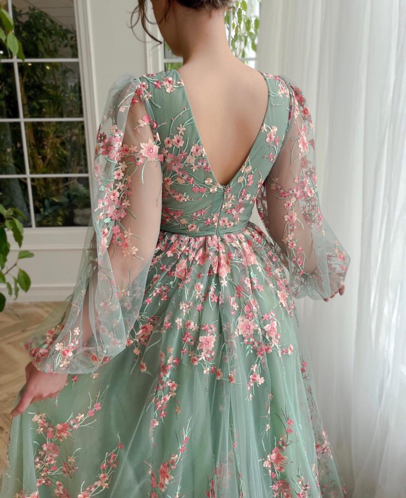 Green A-Line dress with v-neck, flowers, embroidery and long sleeves