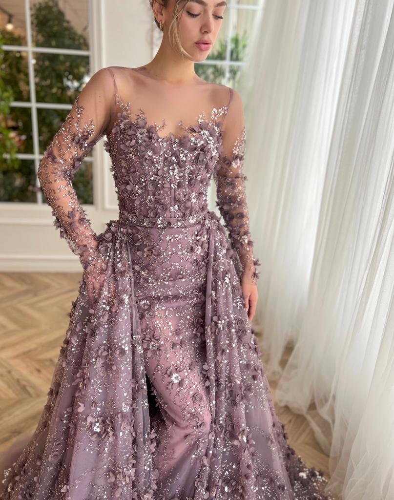 Purple overskirt dress with long sleeves and embroidery