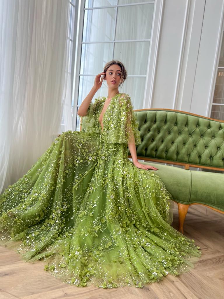 Green A-Line dress with v-neck, short sleeves and embroidery