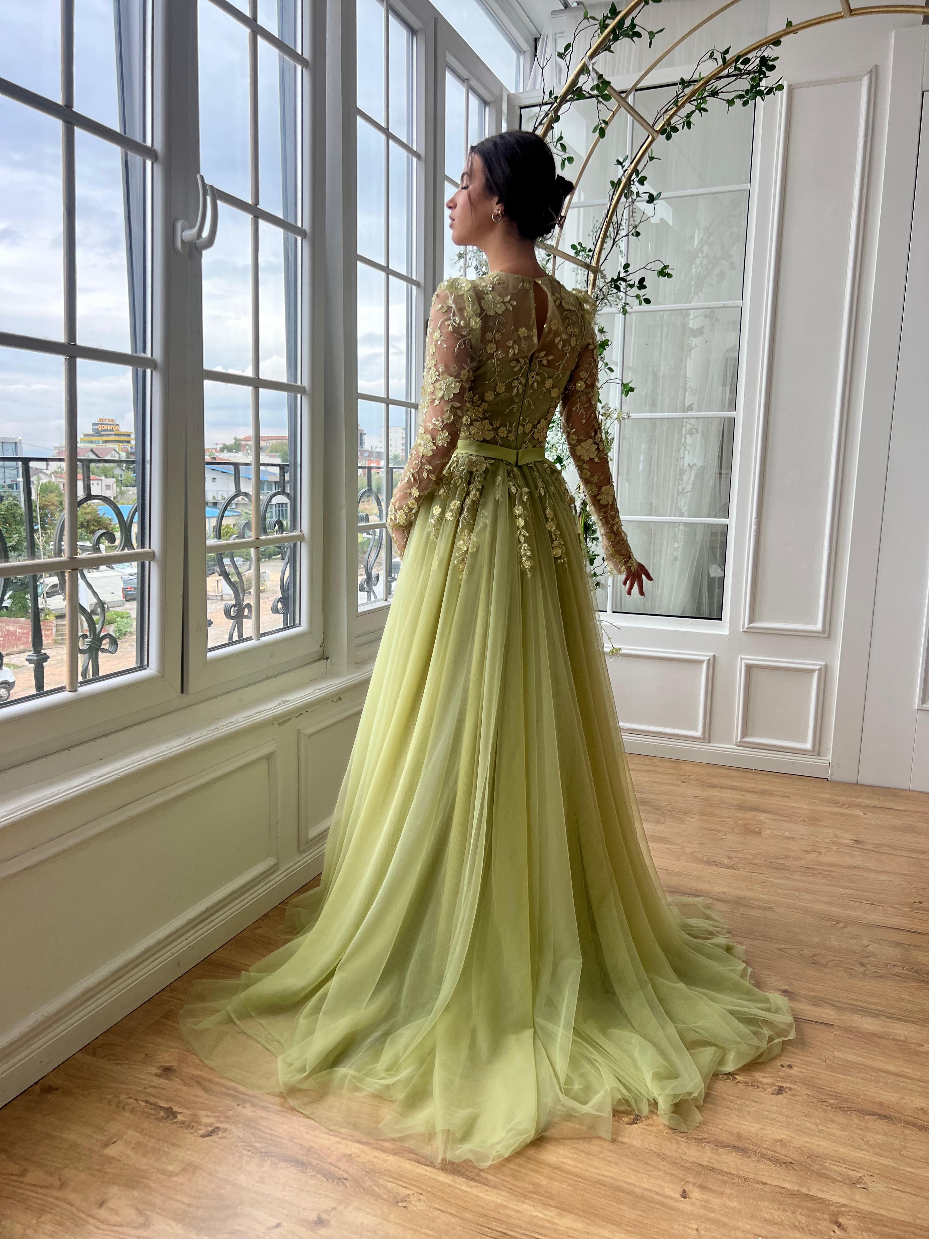 Olive Bloom Gown Teuta Matoshi Olive Bloom Gown Teuta Matoshi