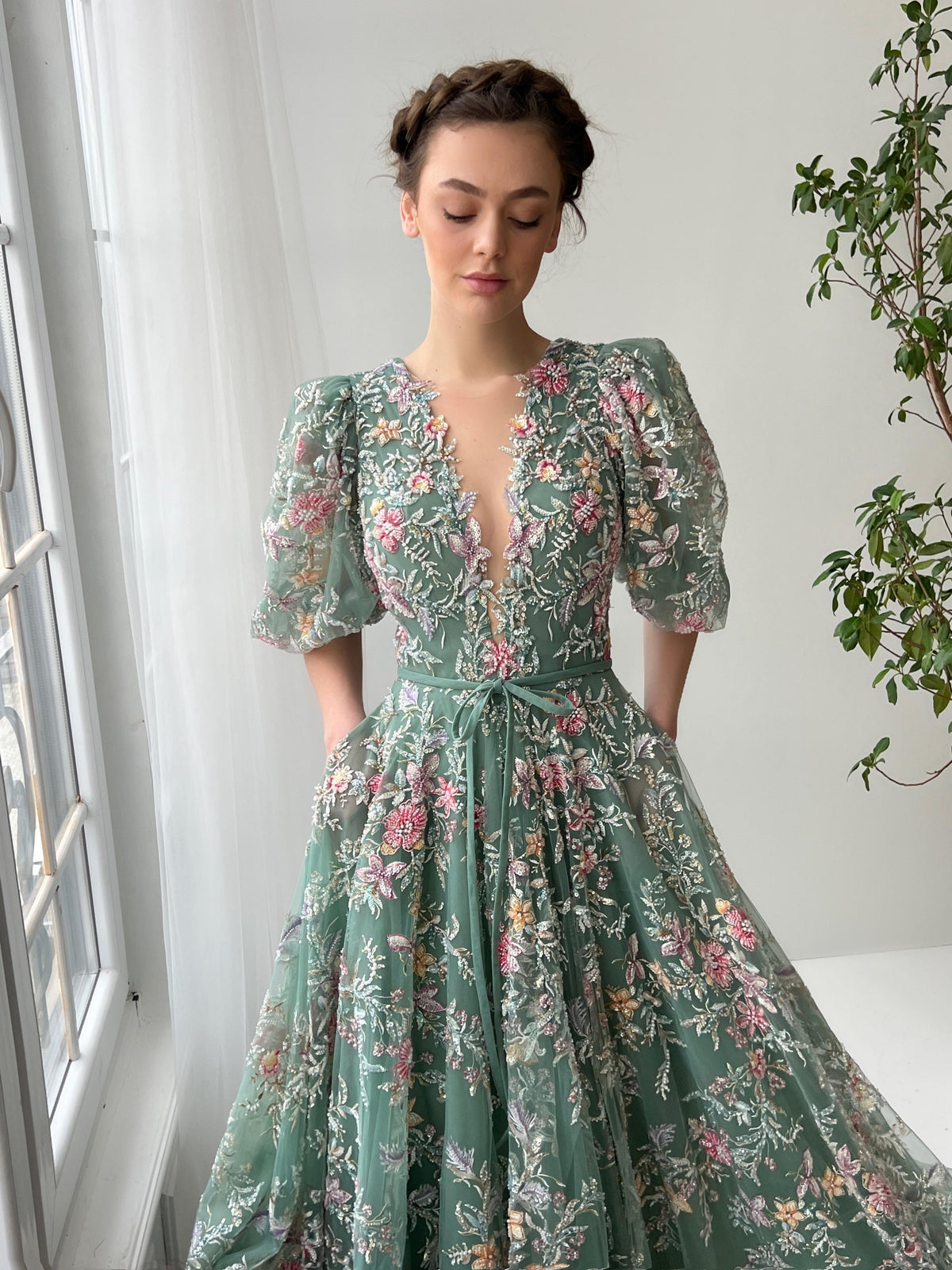 Green A-Line dress with short sleeves, v-neck and embroidery