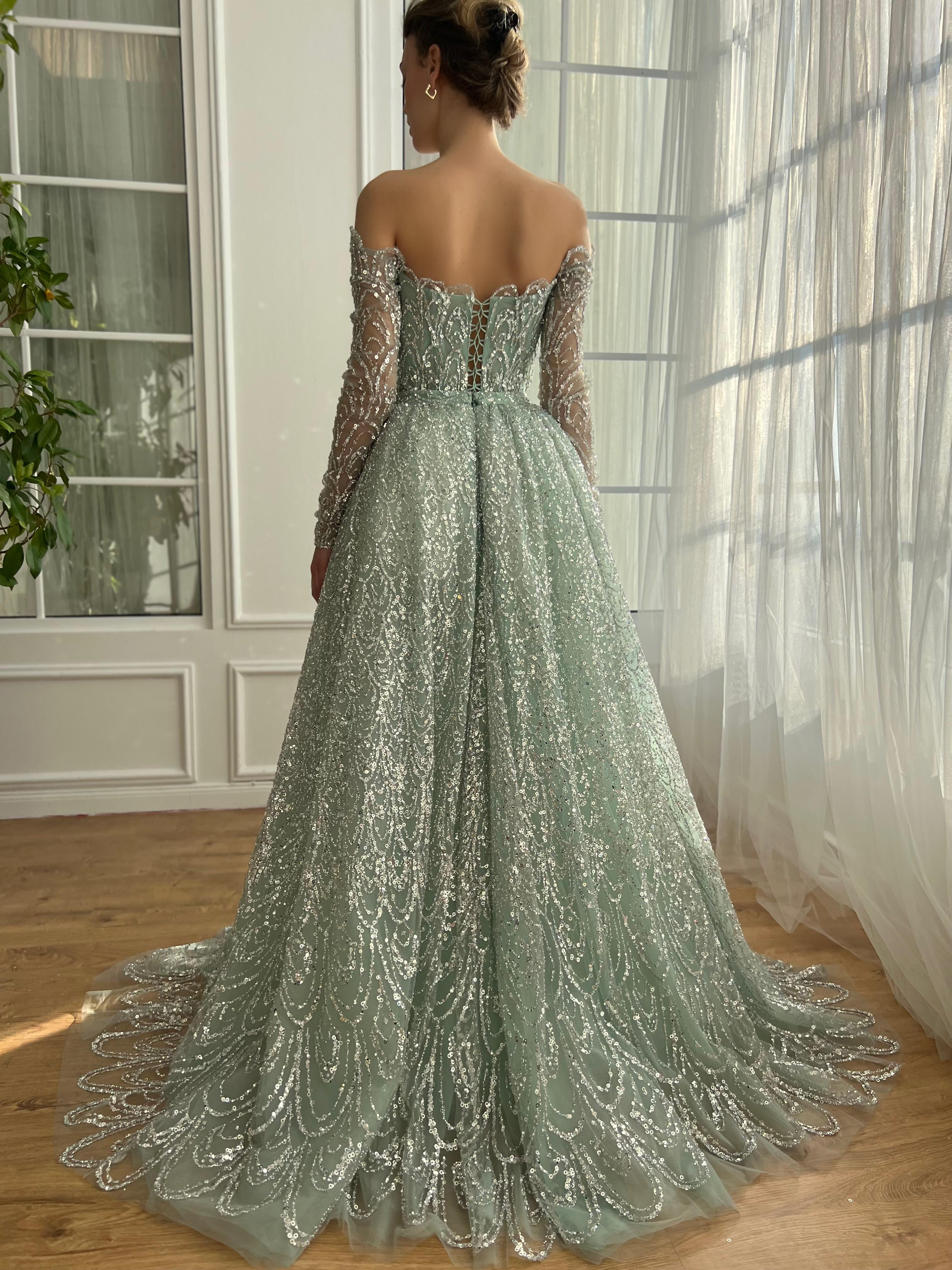Fallen Mint Gown Teuta Matoshi