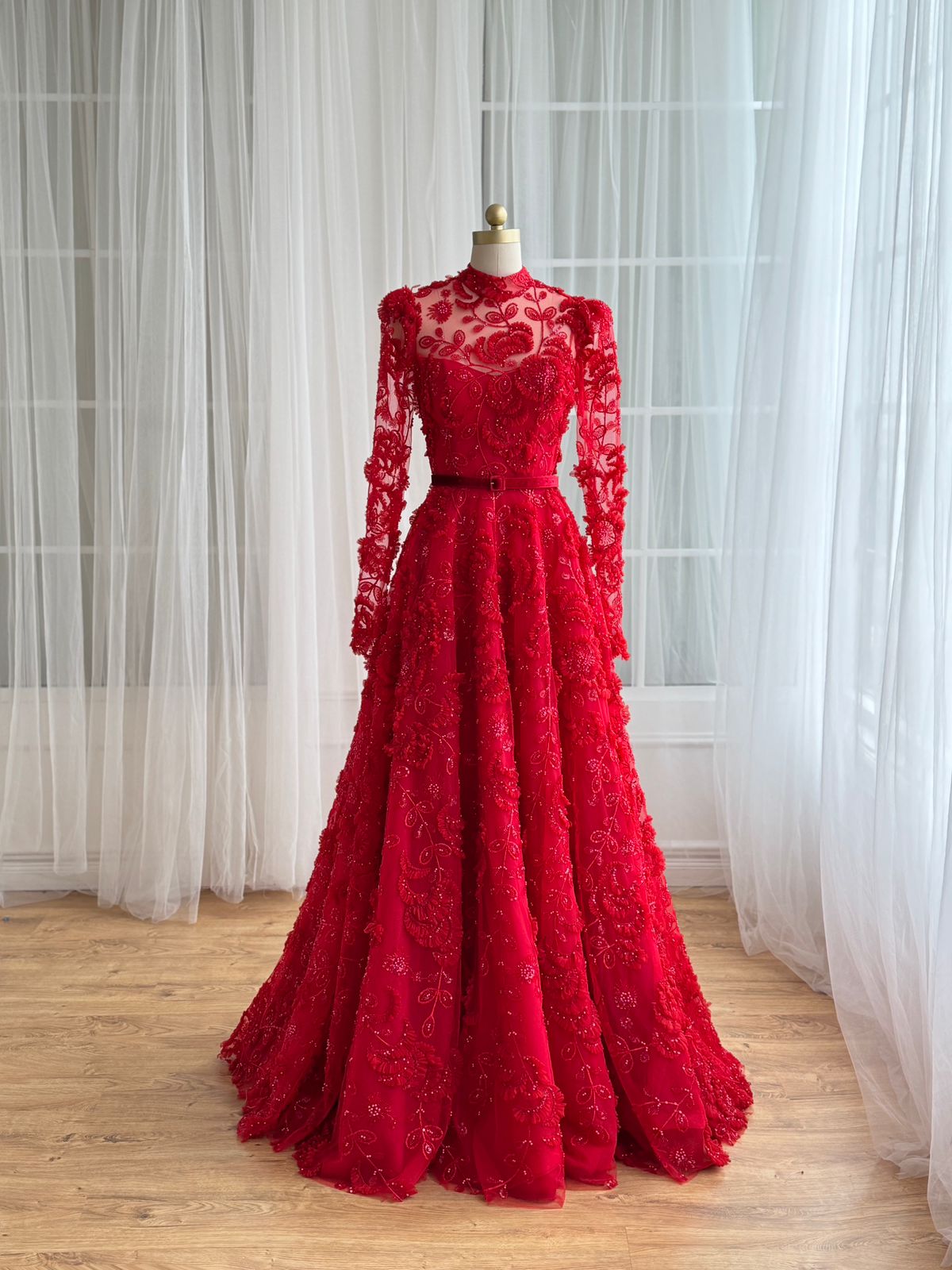 Red A-Line dress with long sleeves, embroidered lace and belt