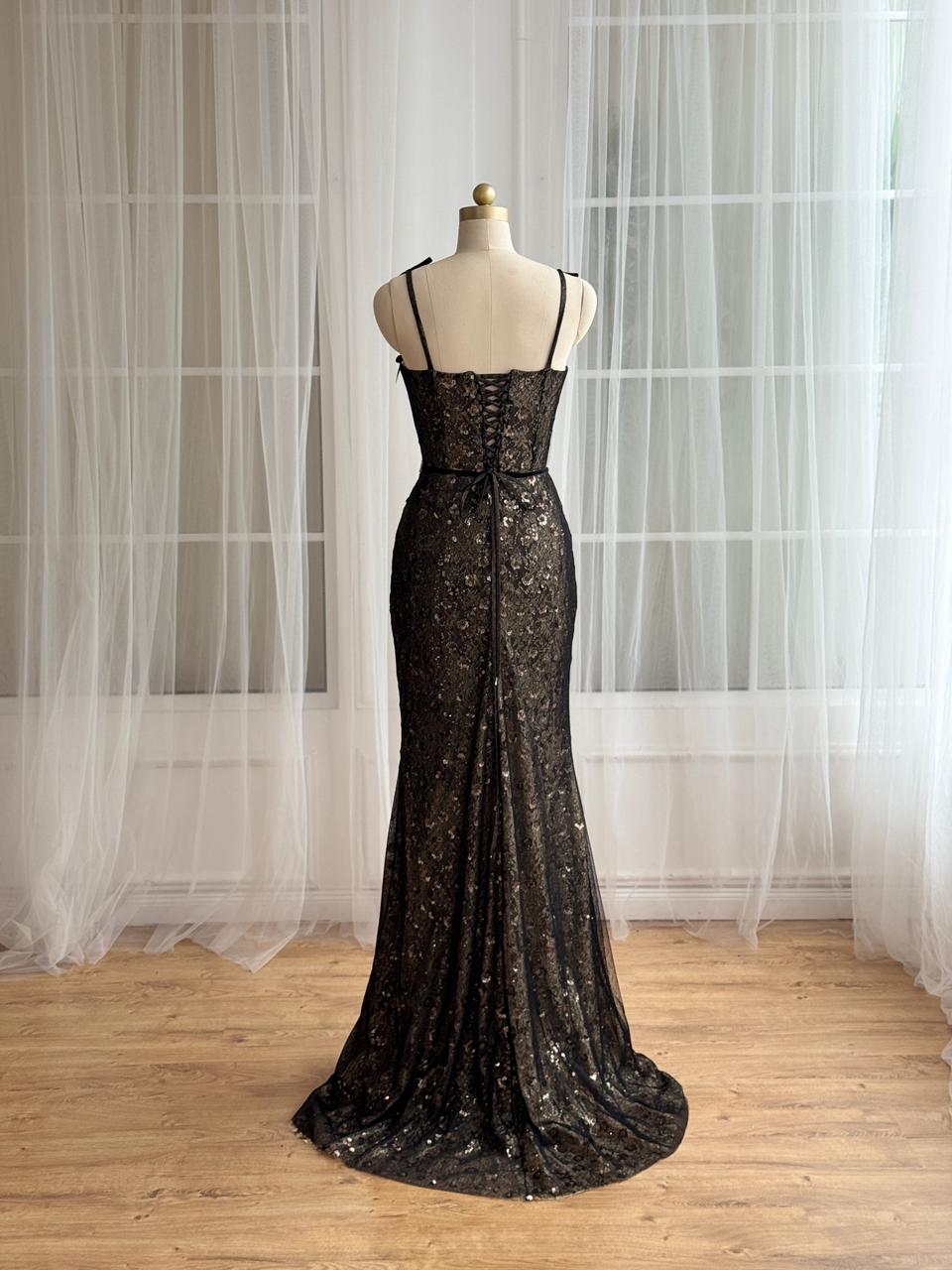 Black mermaid dress with embroidery, bows and spaghetti straps